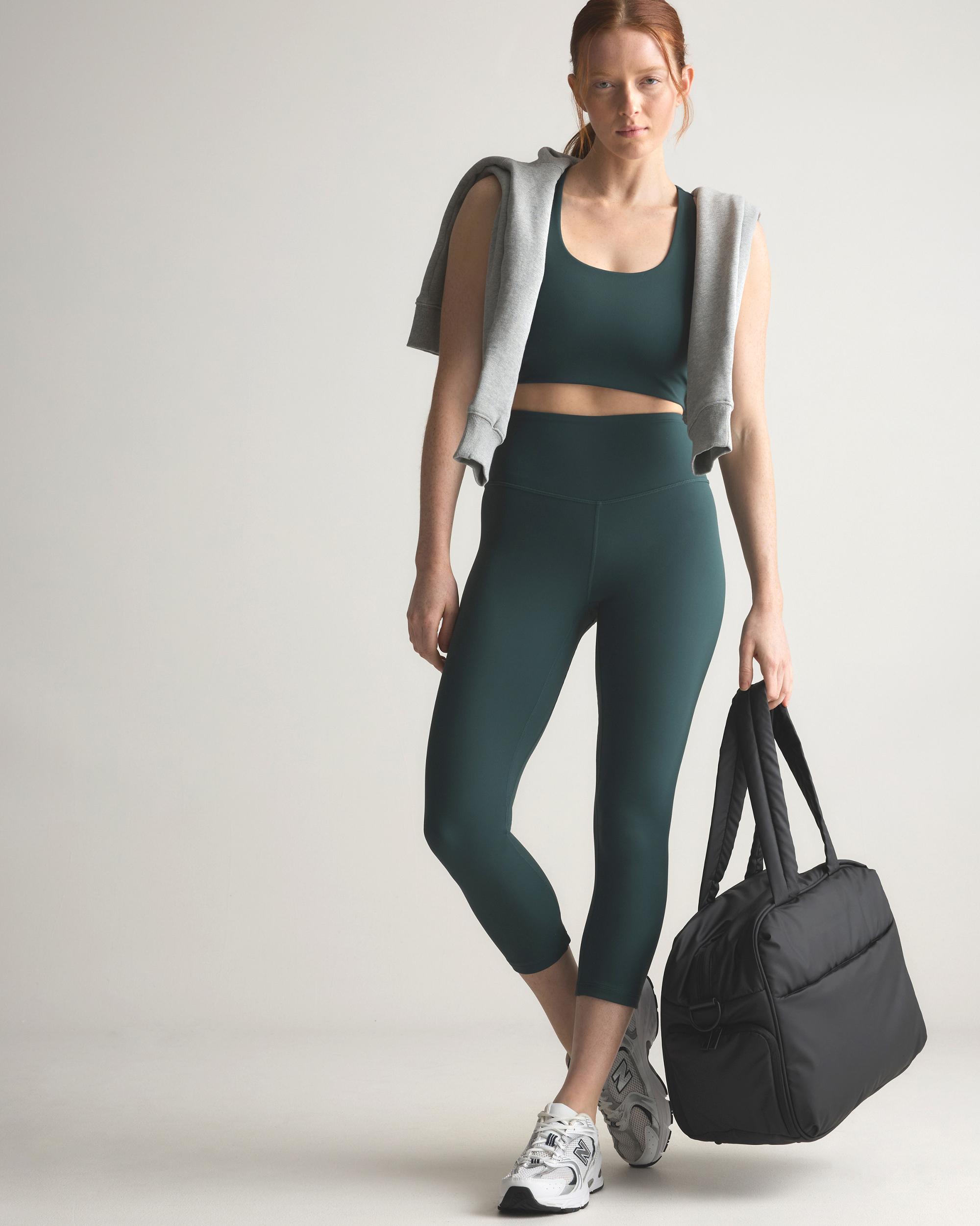 Quince | Women's Ultra-Form High-Rise Capri Size XL, Nylon/Spandex Product Image