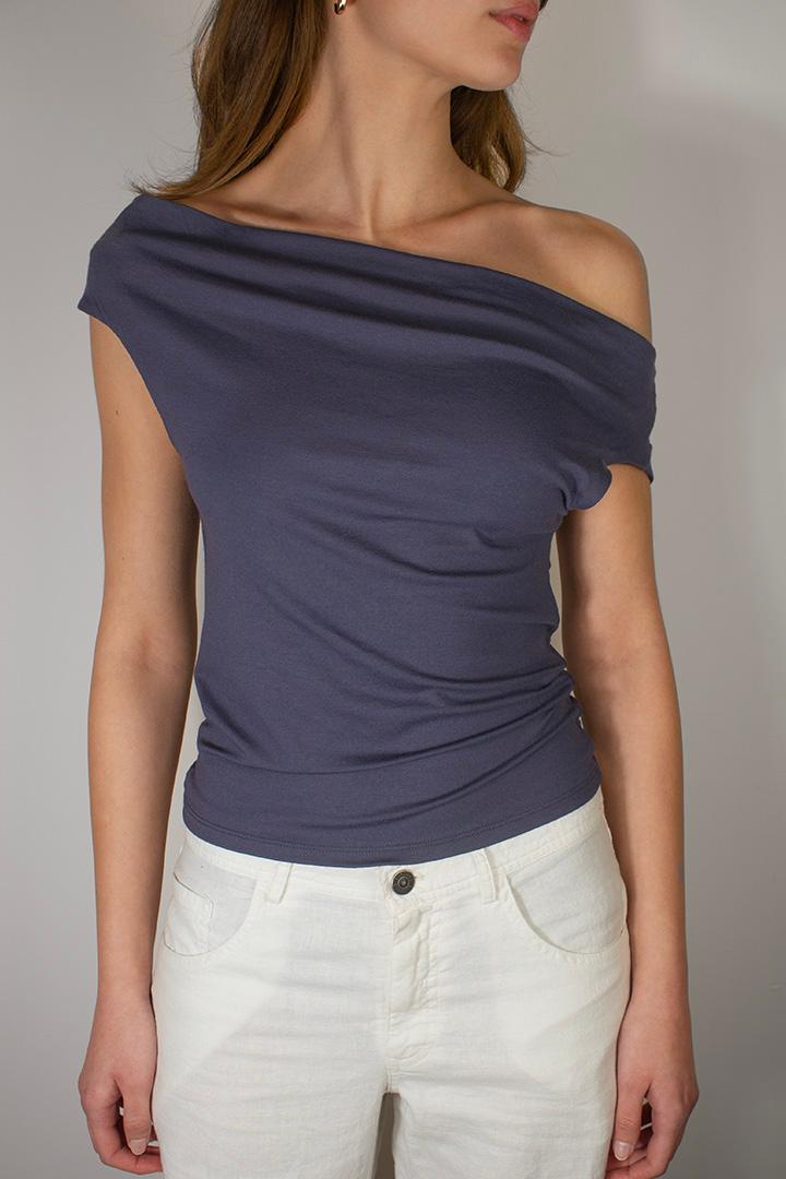 Asymmetric neckline top Product Image