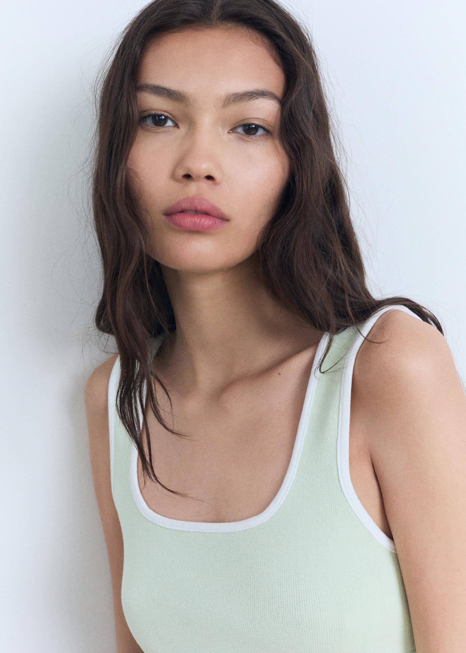 Knitted top with contrasting trim - Women | MANGO USA Product Image