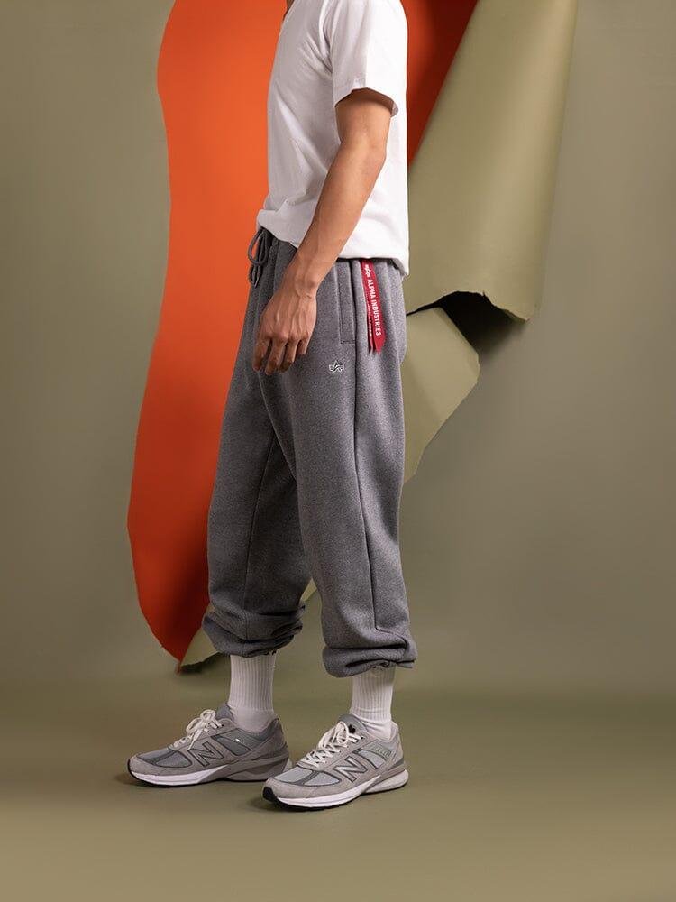 ESSENTIAL SWEATPANTS - COYOTE BROWN Unisex Product Image