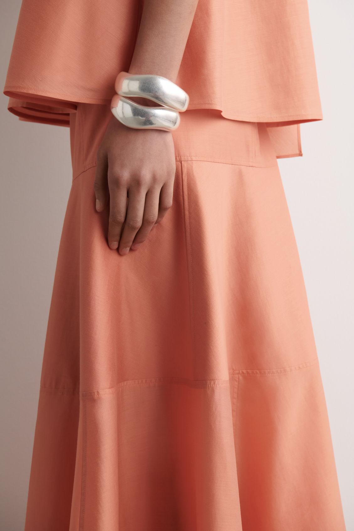 FLUID HALTERNECK TOP Product Image