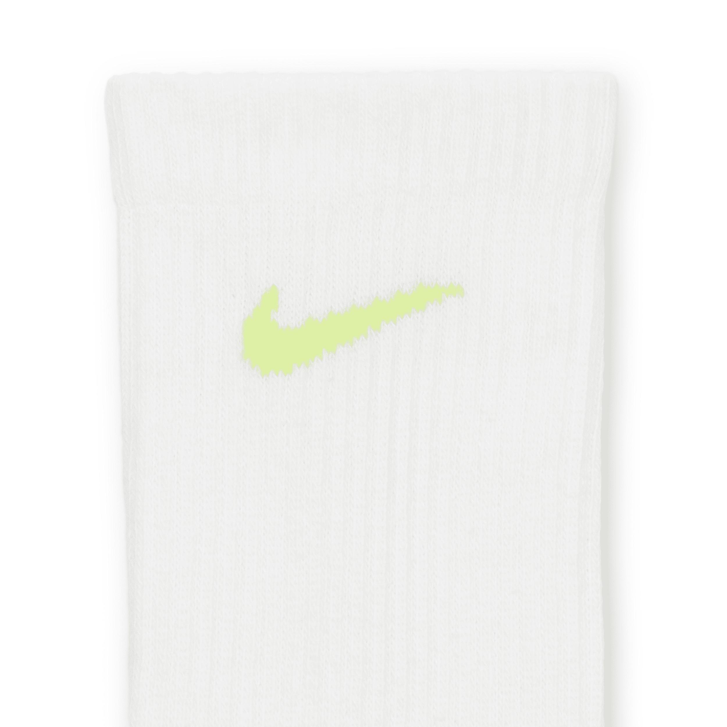 Nike Unisex Everyday Plus Cushioned Training Crew Socks (3 Pairs) | SX6888-938 Product Image