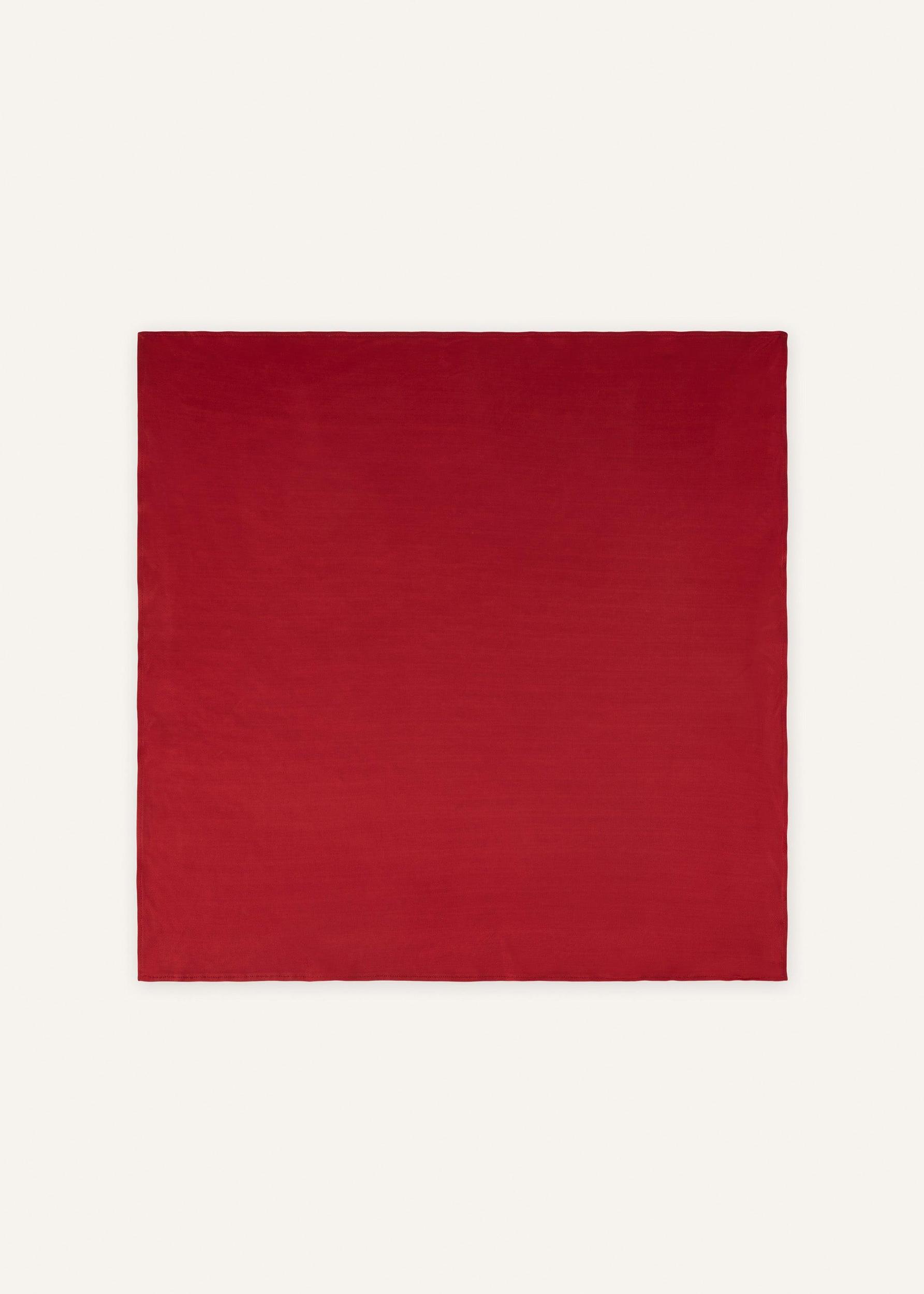 Versatile scarf in red Product Image