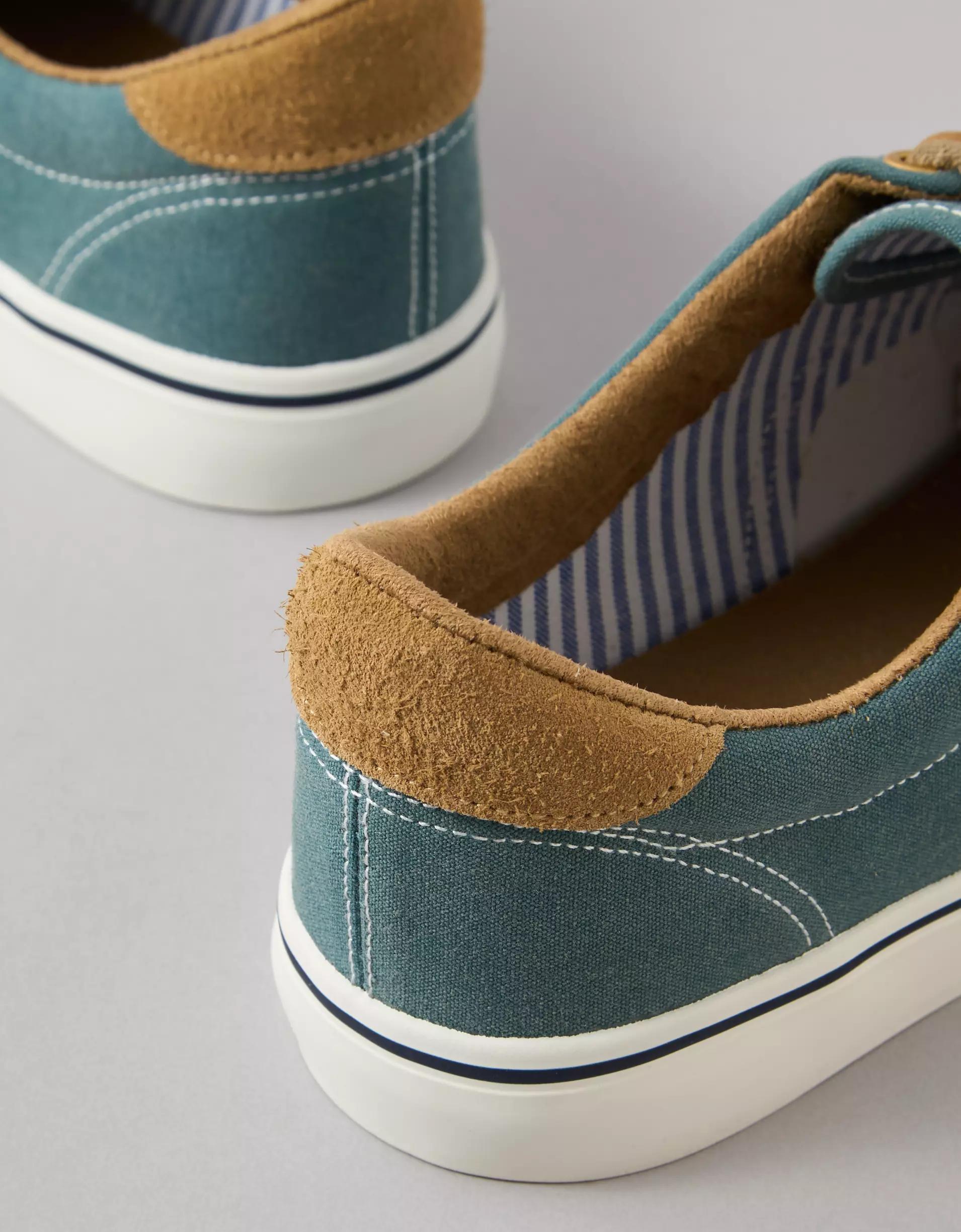 AE Men's Classic Sneaker Product Image