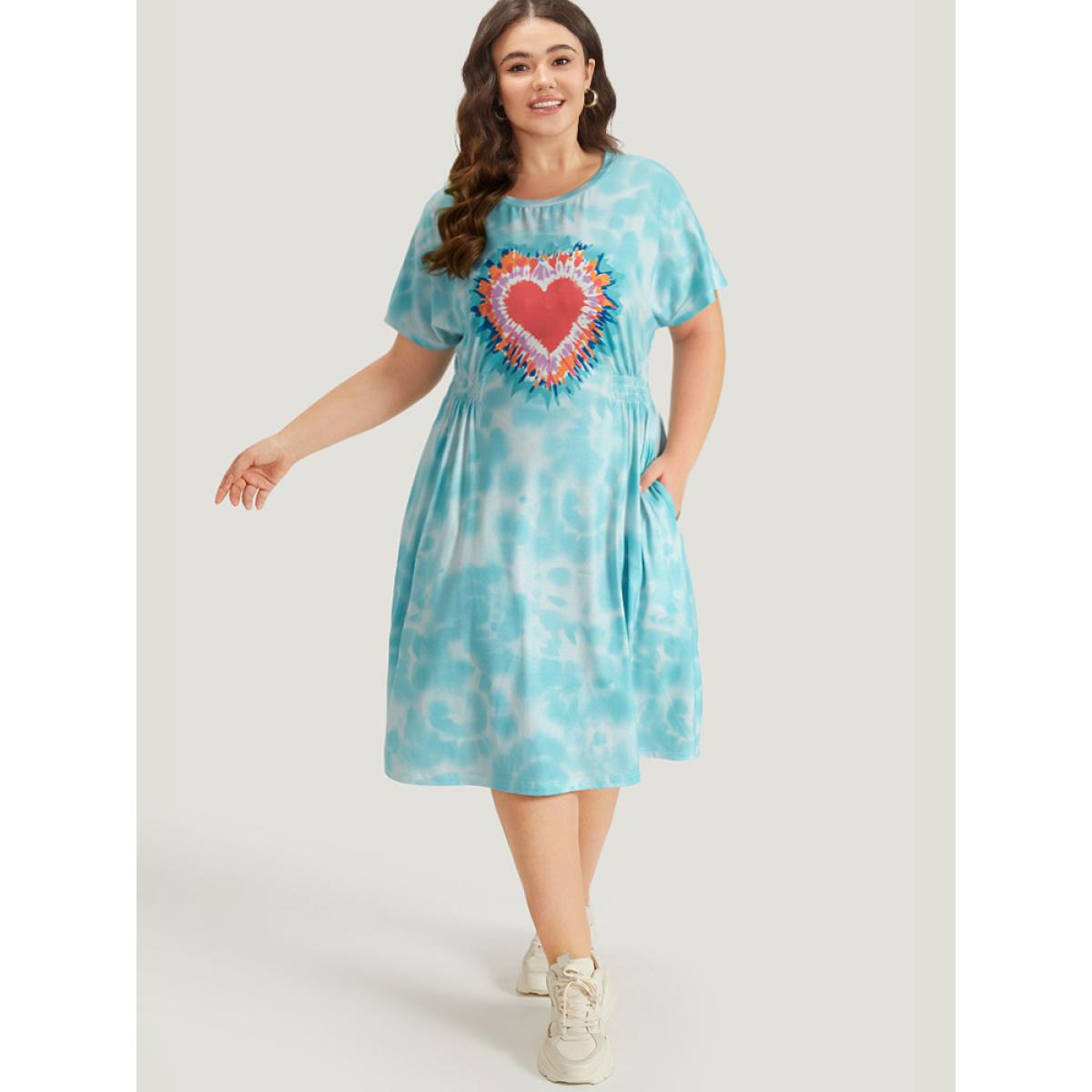 Plus Size Tie Dye Heart Print Shirred Batwing Sleeve Dress Multicolor Women Casual Tie Dye Round Neck Short sleeve Curvy Midi Dress BloomChic 14-16/1X Product Image
