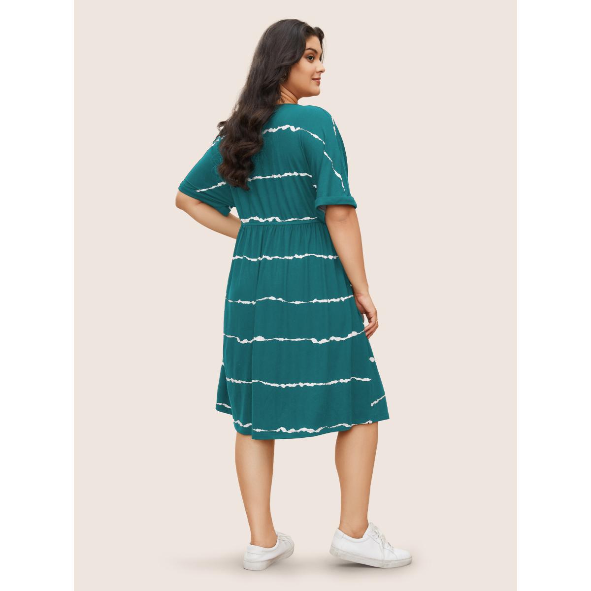 Plus Size Tie Dye Roll Dolman Sleeve Pocket Gathered Knot Striped Dress Mediumblue Women Casual Non V-neck Short sleeve Curvy Midi Dress BloomChic 18-20/2X Product Image