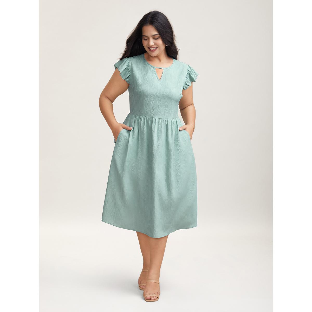 Plus Size Textured Back Cut-Out Flutter Sleeve Midi Dress Greenbean Women Elegant Woven ribbon&lace trim Round Neck Cap Sleeve Curvy BloomChic 10/M Product Image
