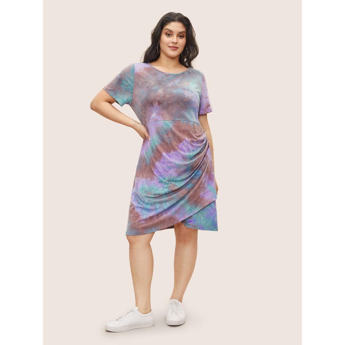 Plus Size Tie Dye Ruched Round Neck Dress Multicolor Women Casual Gathered Round Neck Short sleeve Curvy Knee Dress BloomChic 14-16/1X Product Image