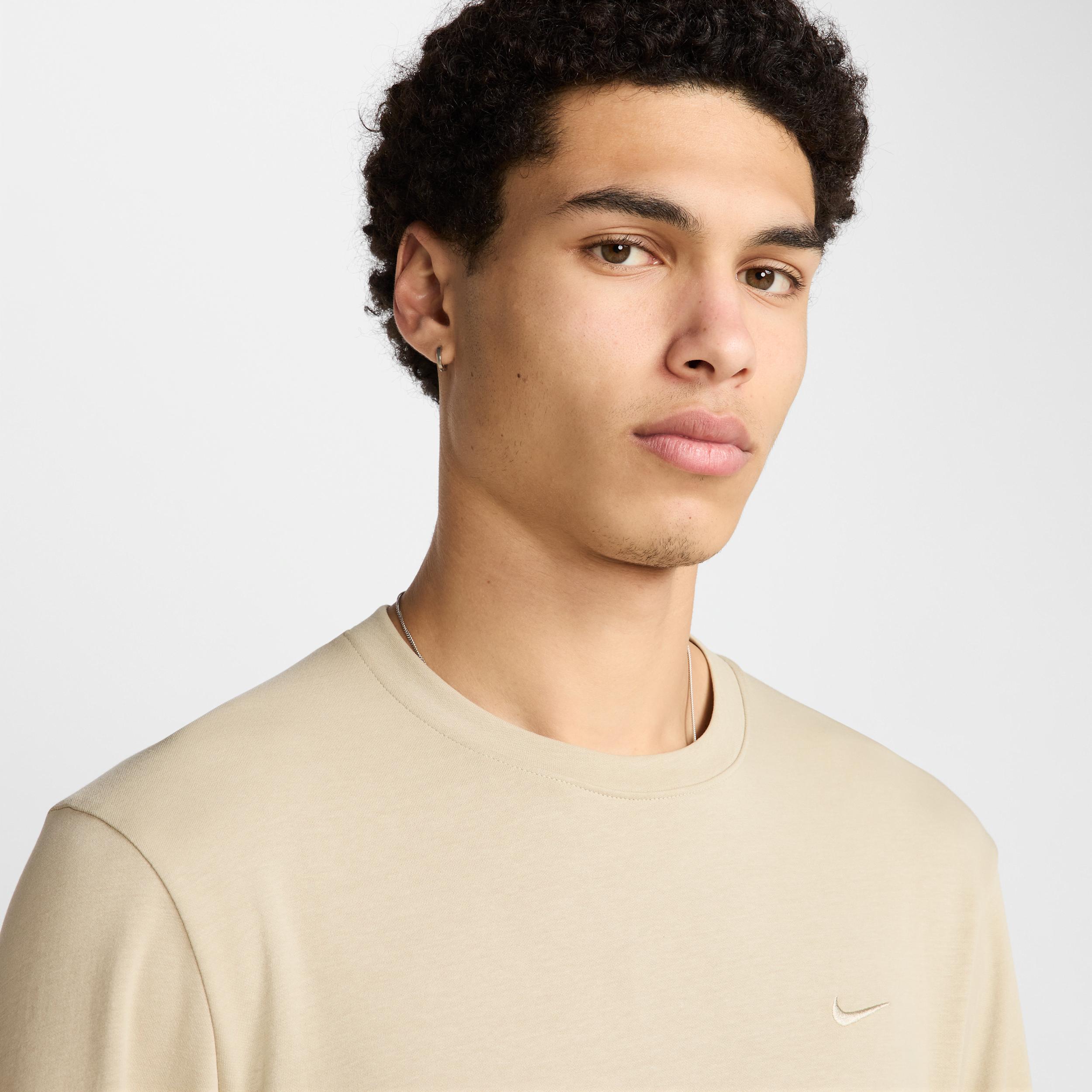 Nike Men's Primary Dri-FIT Long-Sleeve Versatile Top Product Image