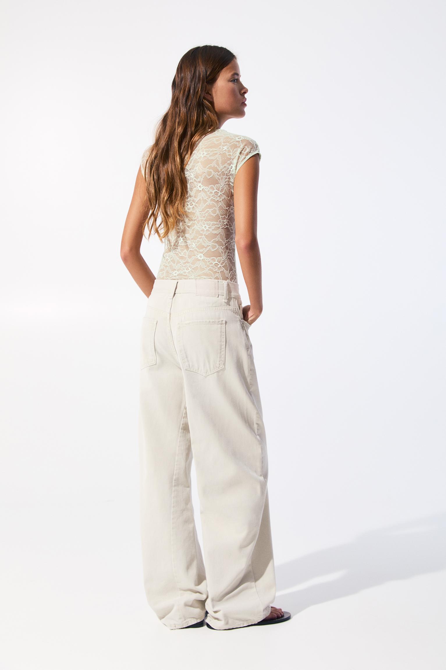 Short sleeve lace bodysuit Product Image