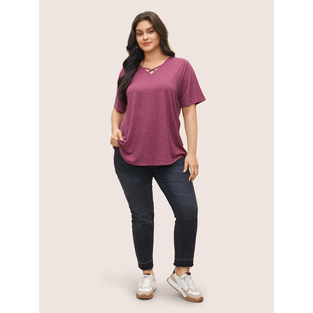 Plus Size Solid Crisscross Neck Contrast Stitch T-shirt RedViolet Women Leisure Plain V-neck Casual T-shirts BloomChic 22-24/3X Product Image