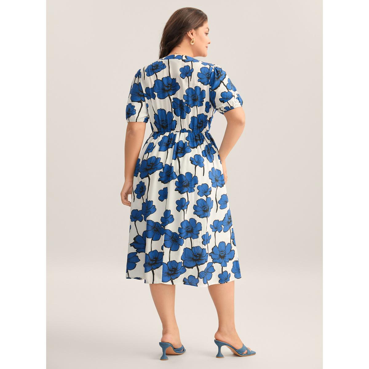 Plus Size Large Floral Print Notched Collar Midi Dress Mediumblue Women Timeless Notched collar Short sleeve Curvy BloomChic 30/6X Product Image