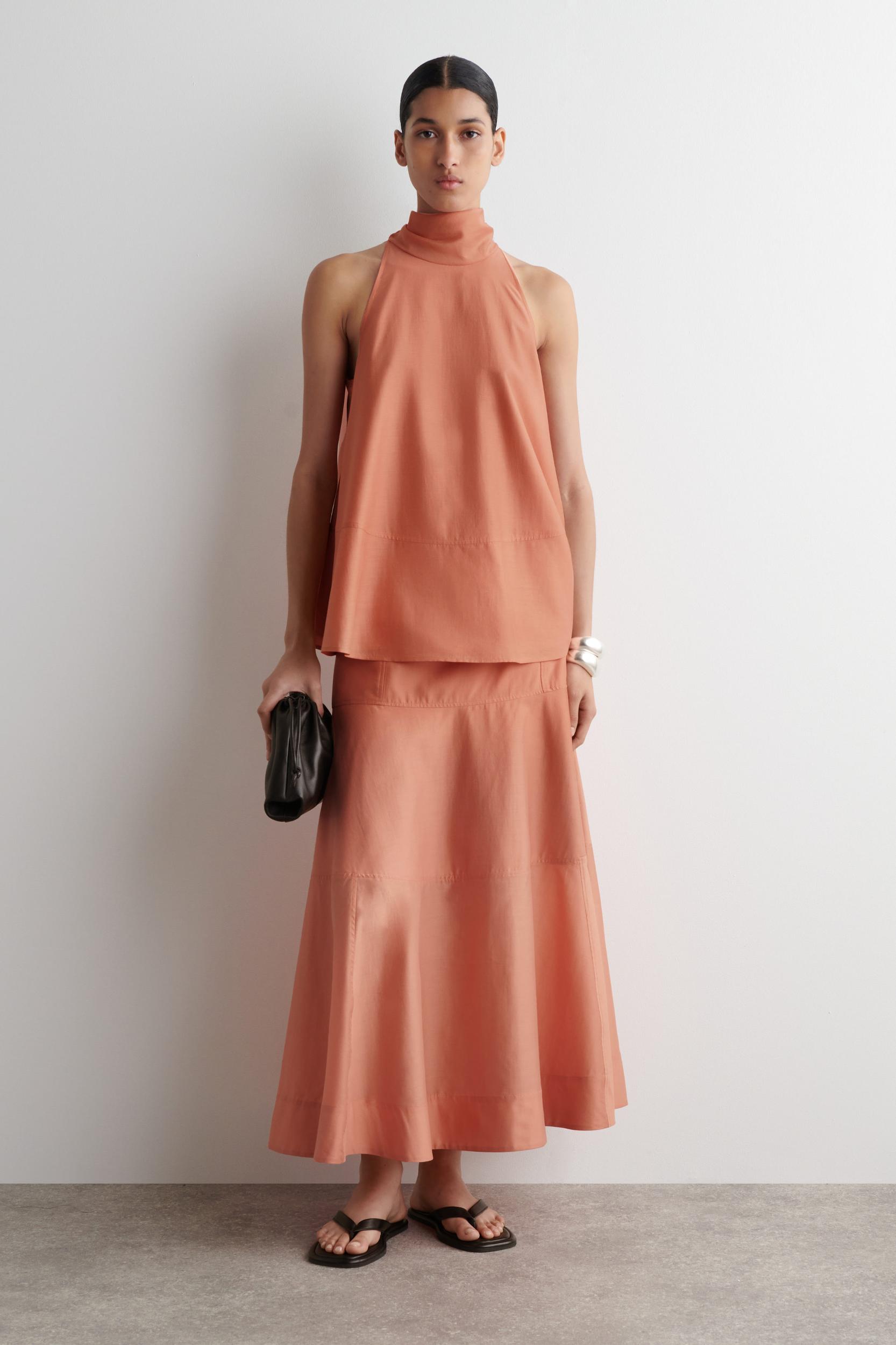 FLUID HALTERNECK TOP Product Image