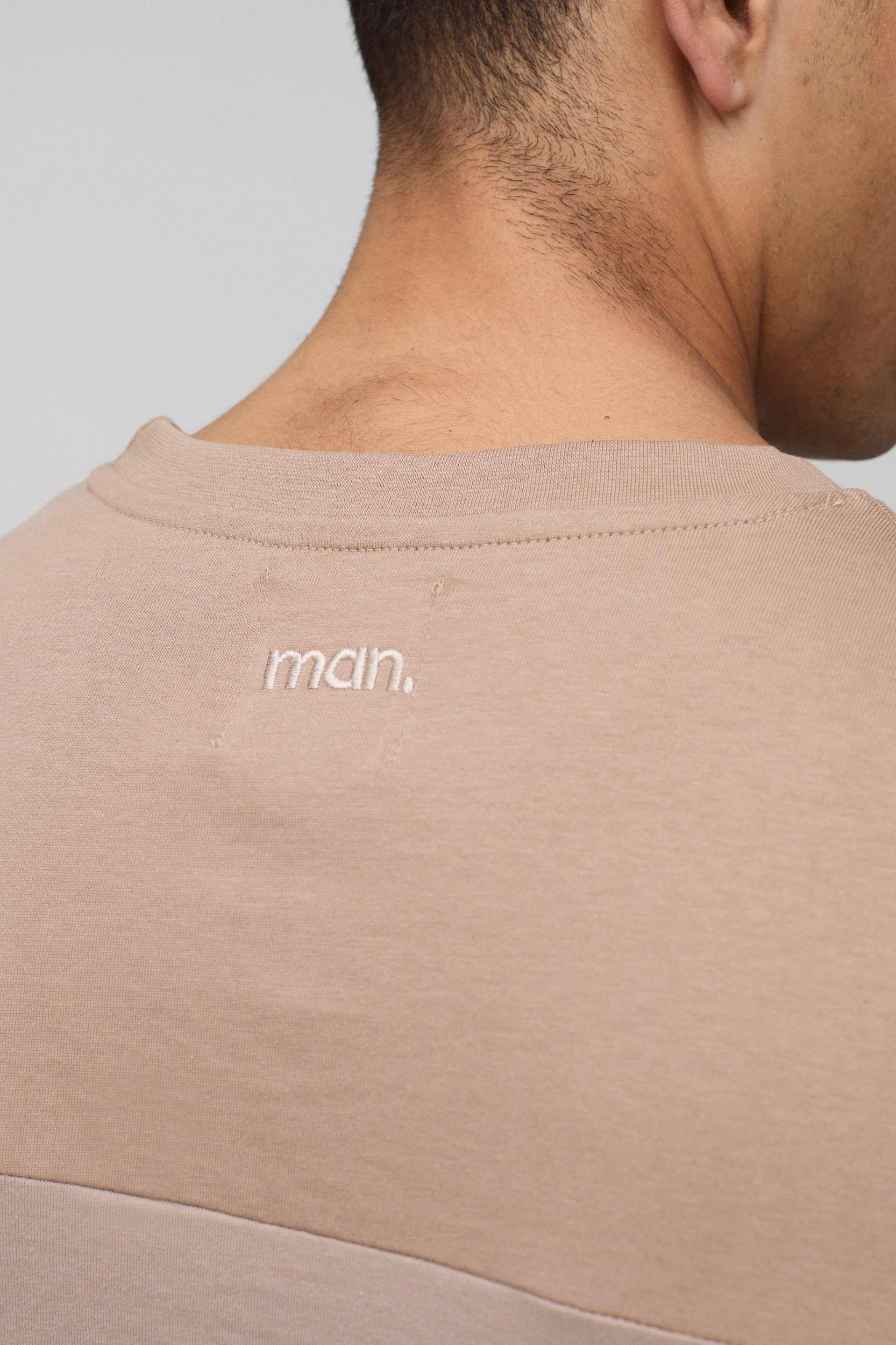 Man Tonal Colour Block Pocket T-Shirt | boohooMAN USA Product Image