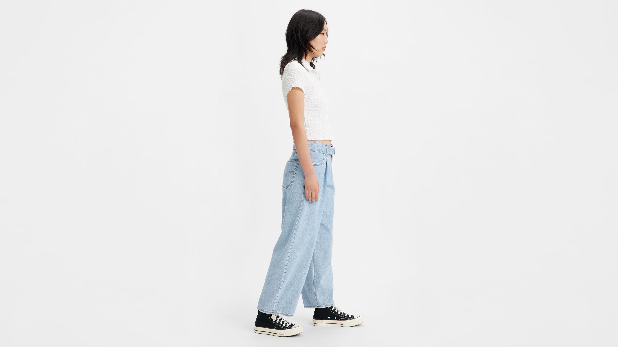 Belted Baggy Women's Jeans Product Image