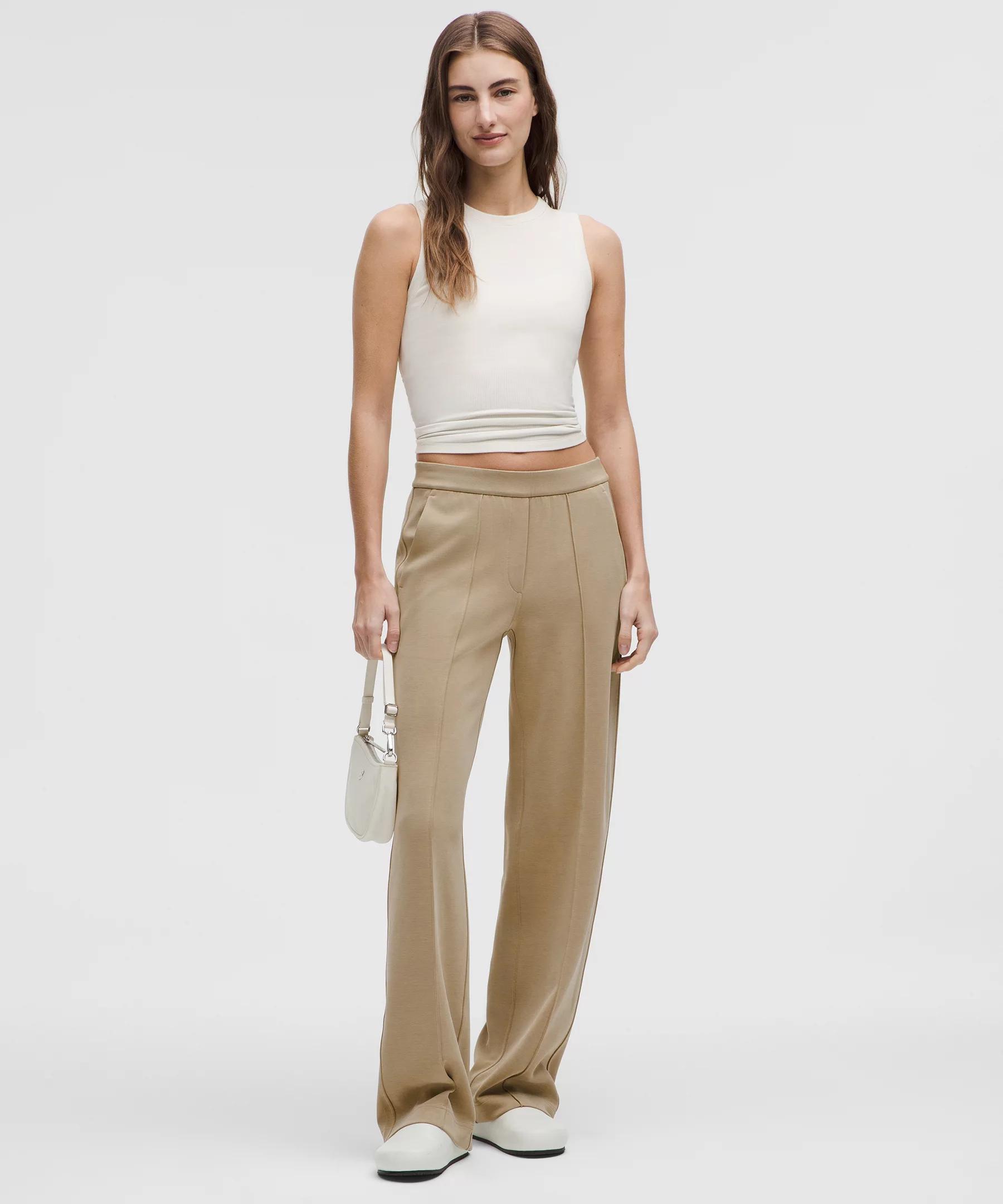 Softstreme Pintuck Mid-Rise Pant *Regular Product Image