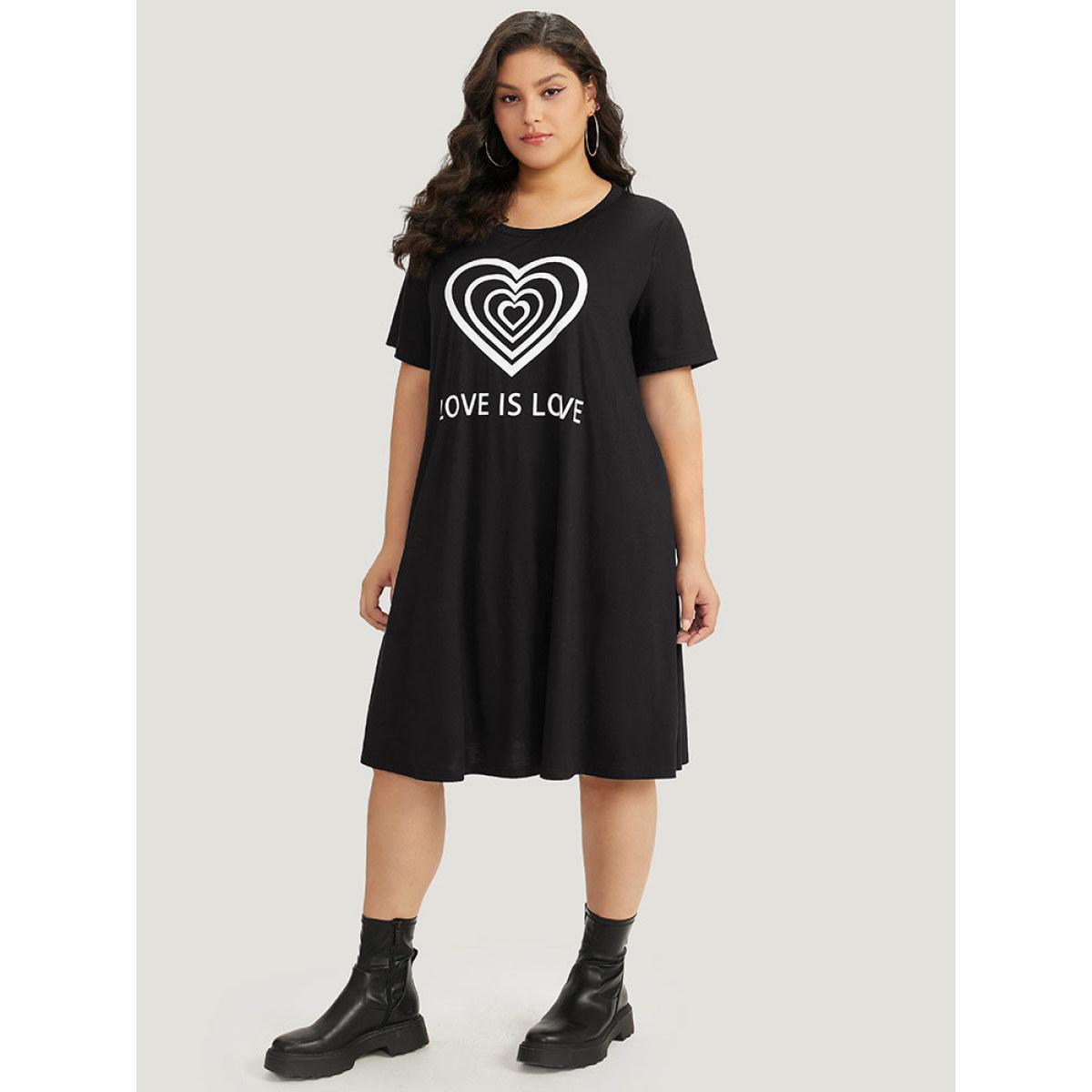 Plus Size Supersoft Essentials Heart & Letter Pocket Crew Neck Dress Black Women Casual Plain Curvy Midi Dress BloomChic 12/L Product Image