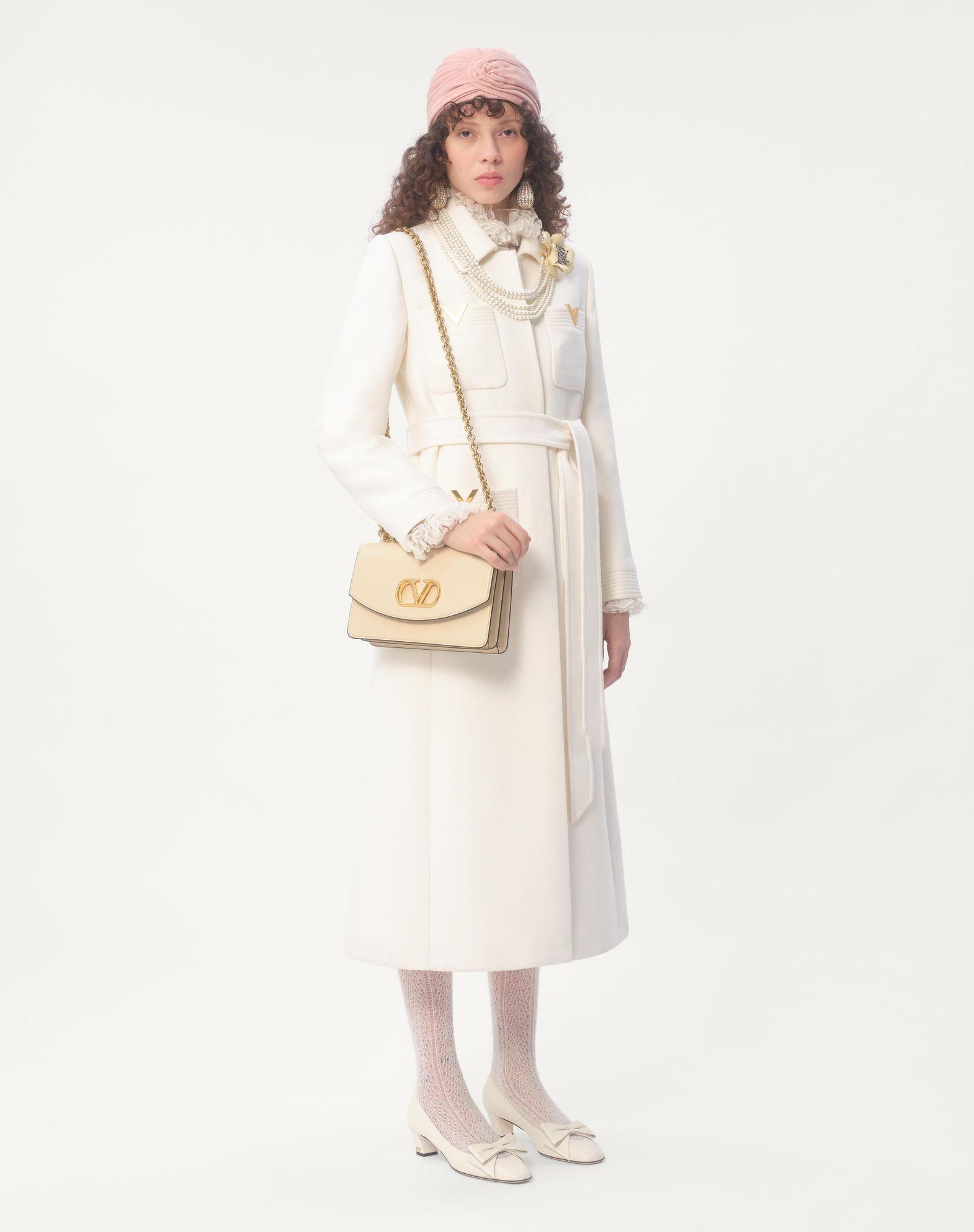 Valentino Garavani Vain Shoulder Bag In Shiny Calfskin Product Image