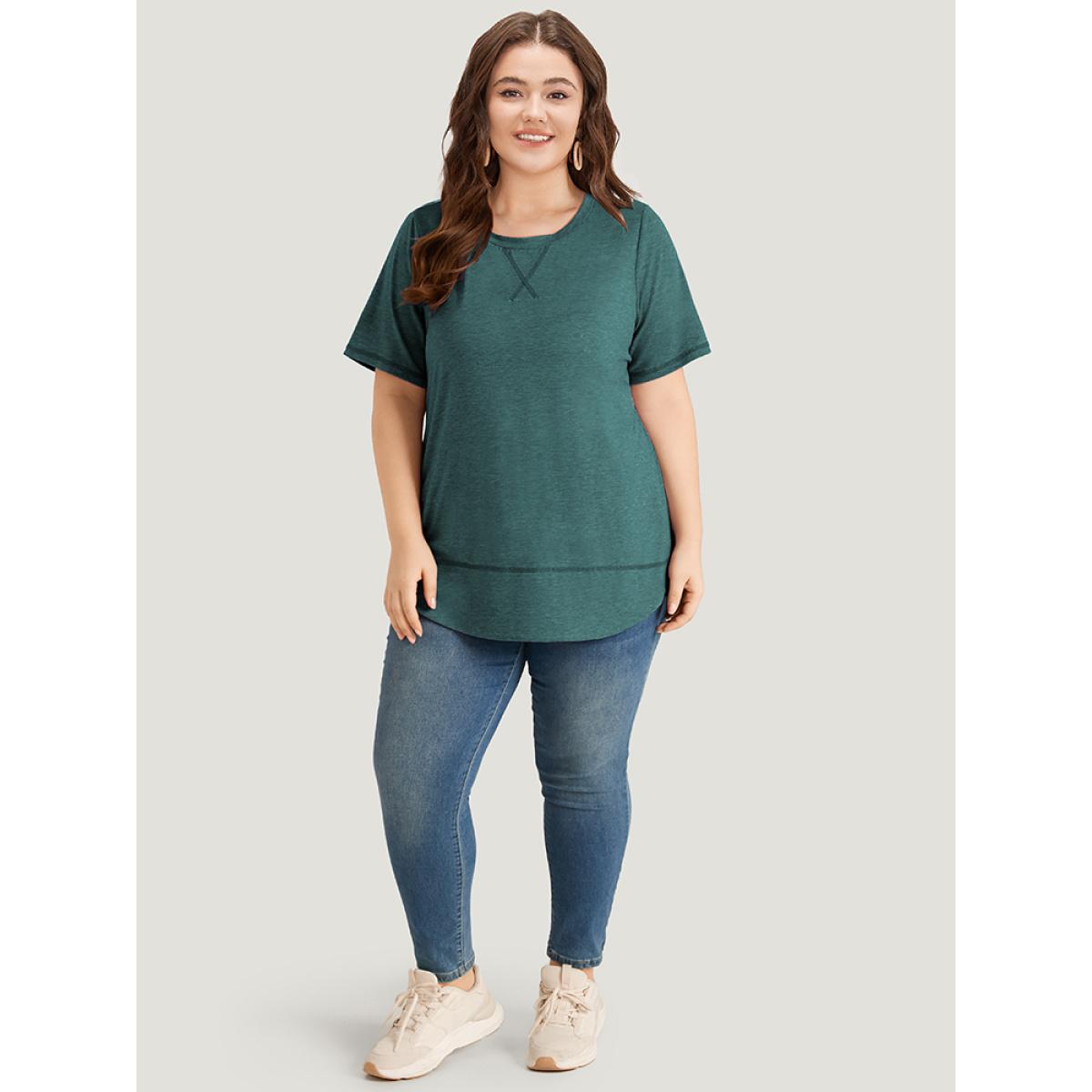 Plus Size Contrast Stitch Round Neck Curved Hem T-shirt Emerald Women Casual Plain Plain Round Neck Dailywear T-shirts BloomChic 18-20/2X Product Image