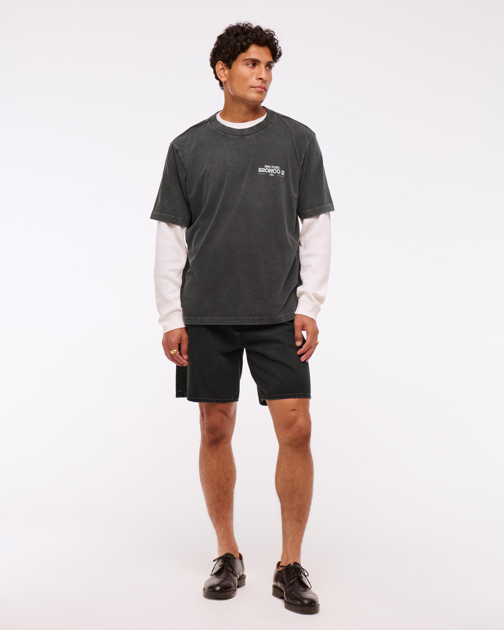 Vintage-Inspired Bronco Graphic Tee Product Image