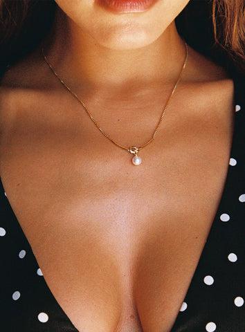 Dais Necklace Gold Product Image