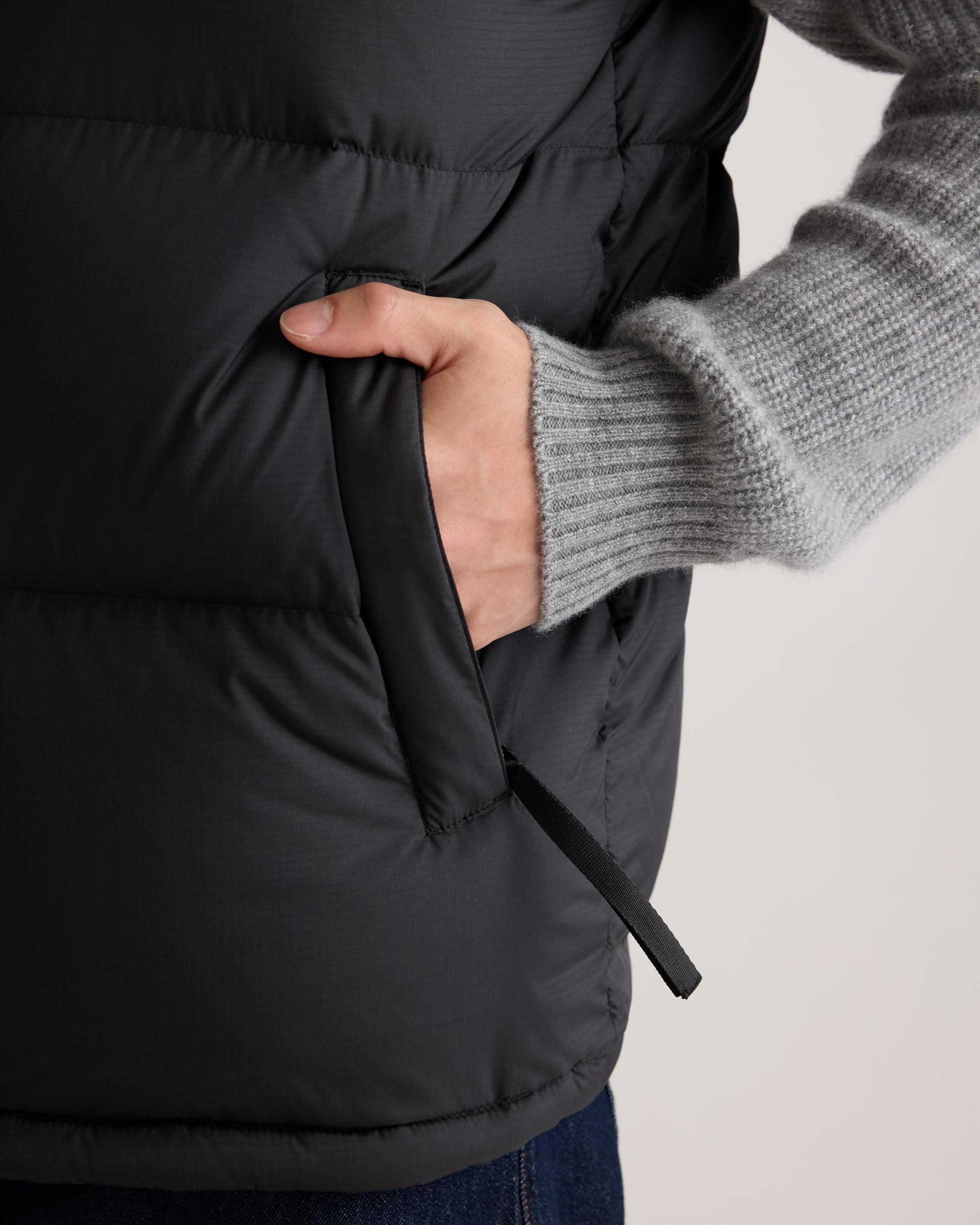 Quince | Men's Responsible Down Puffer Vest Recycled Polyester Product Image