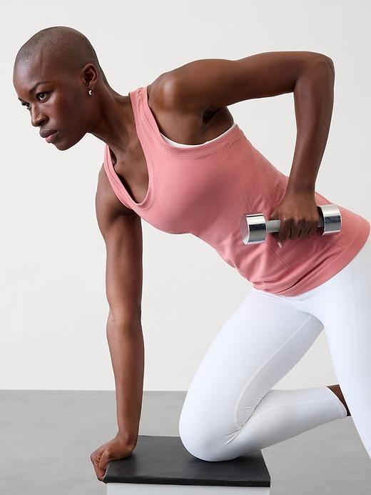 Momentum Seamless Tank Product Image