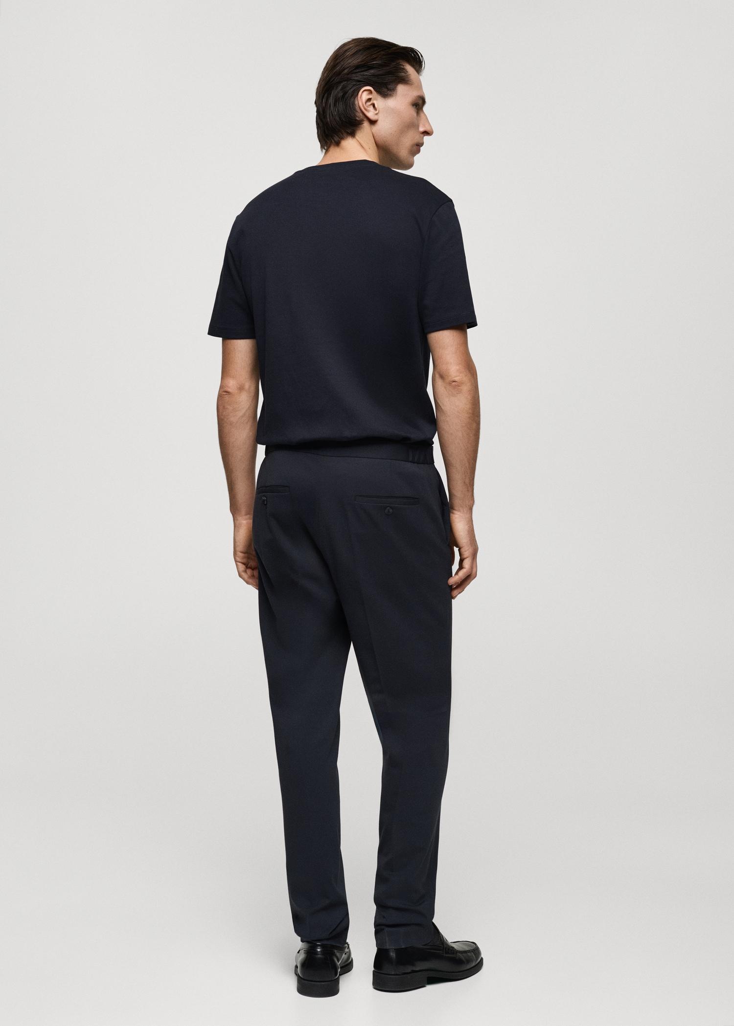 Medium-weight regular-fit t-shirt - Men | MANGO USA Product Image