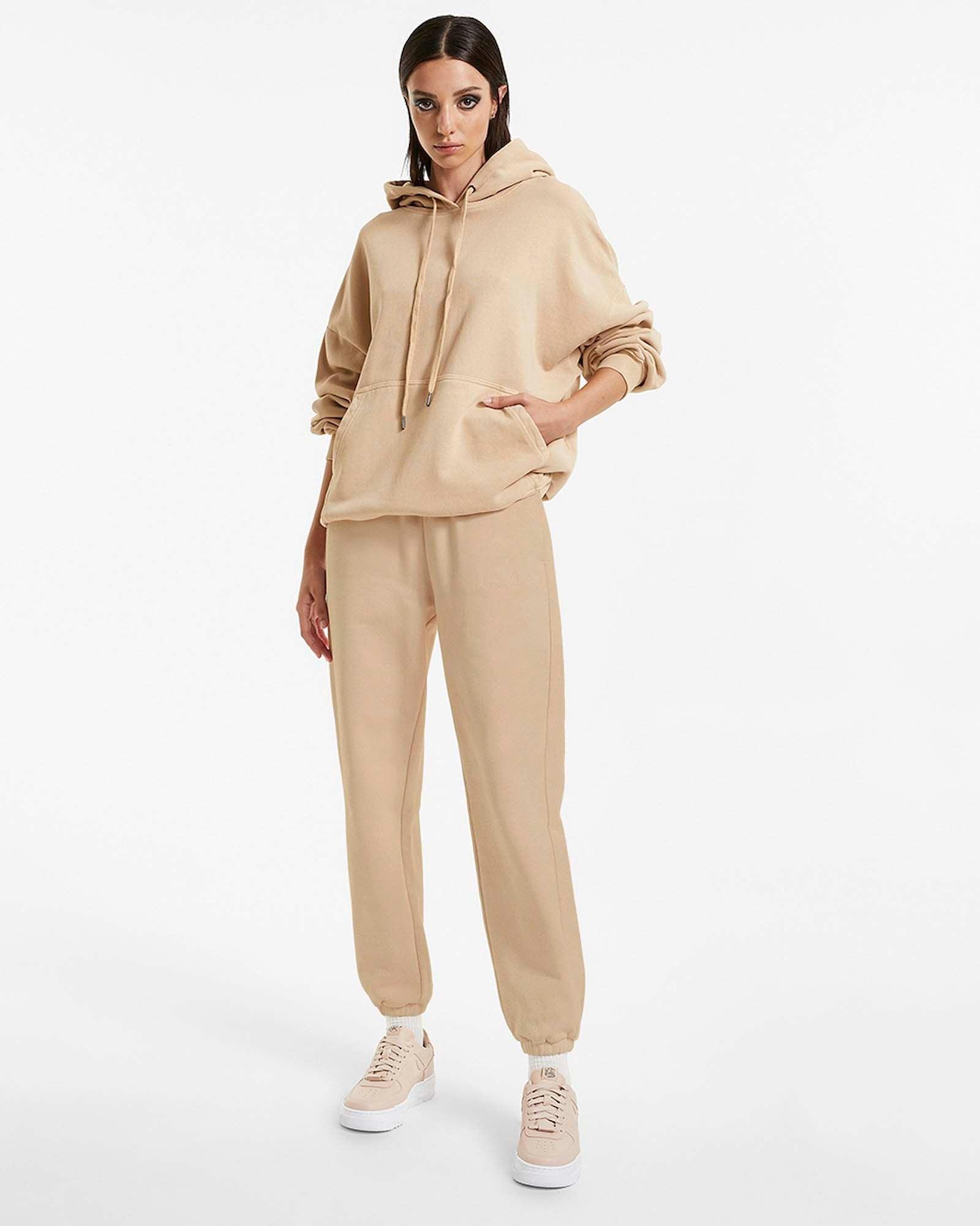 3 X 4 OH G HOODIE LATTE Female Product Image