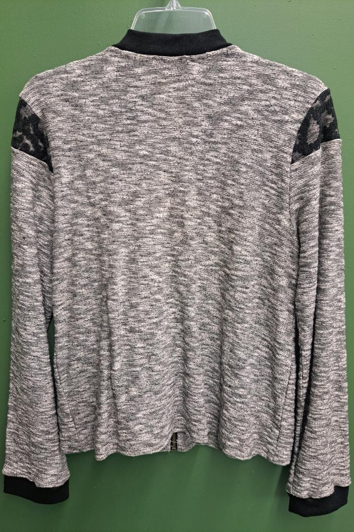 Long sleeve zip up jacket w/lace Product Image