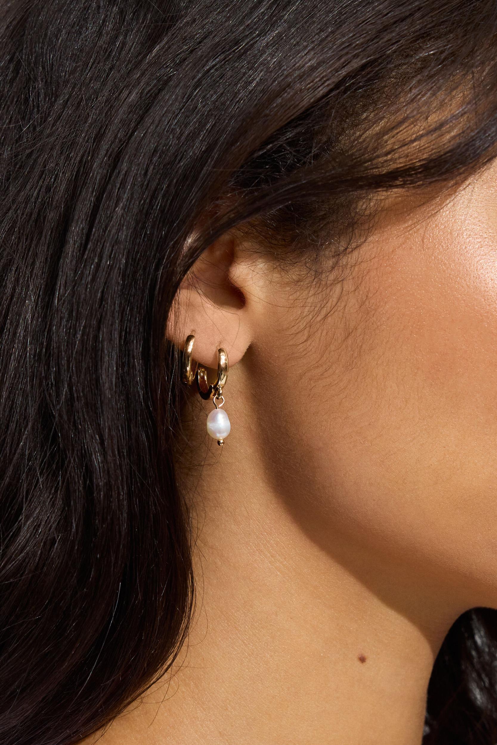 Oversized Gem Star Earrings Product Image