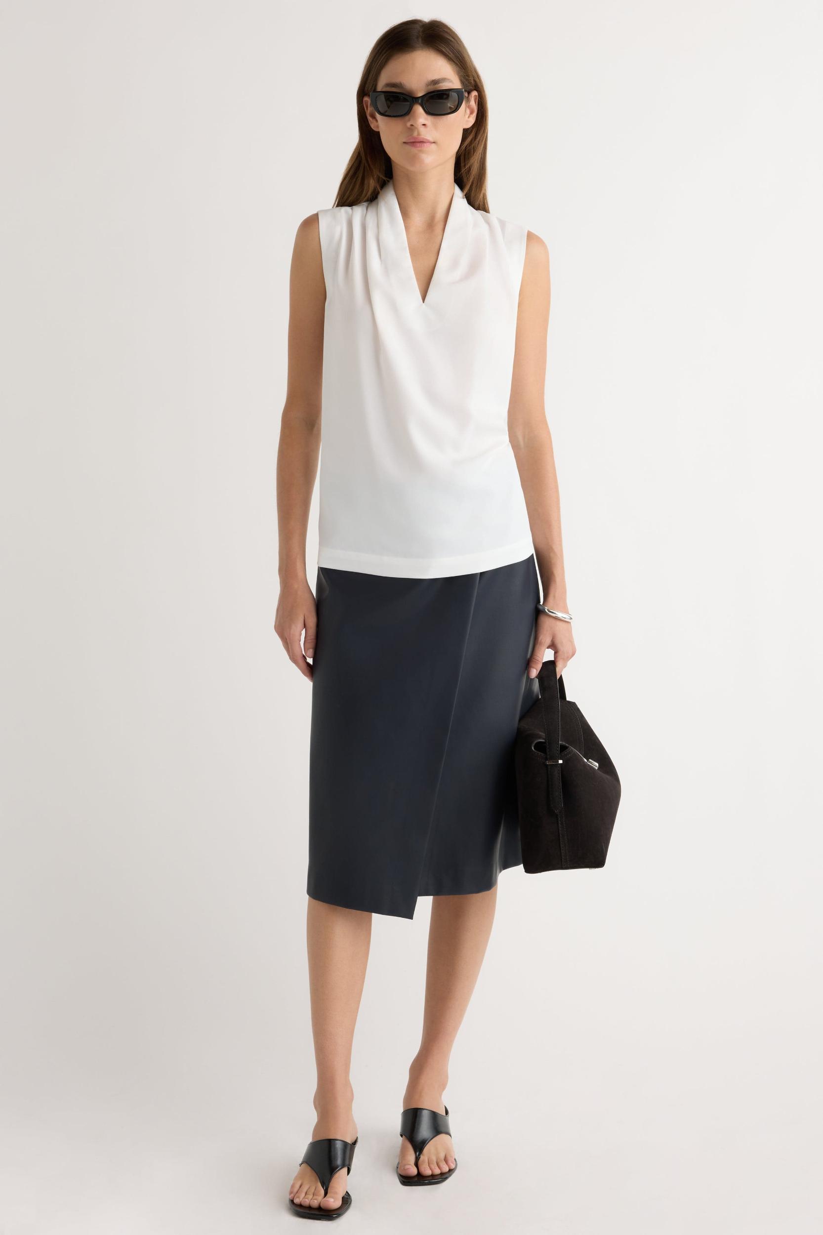 Jae V-Neck Sleeveless Blouse Product Image