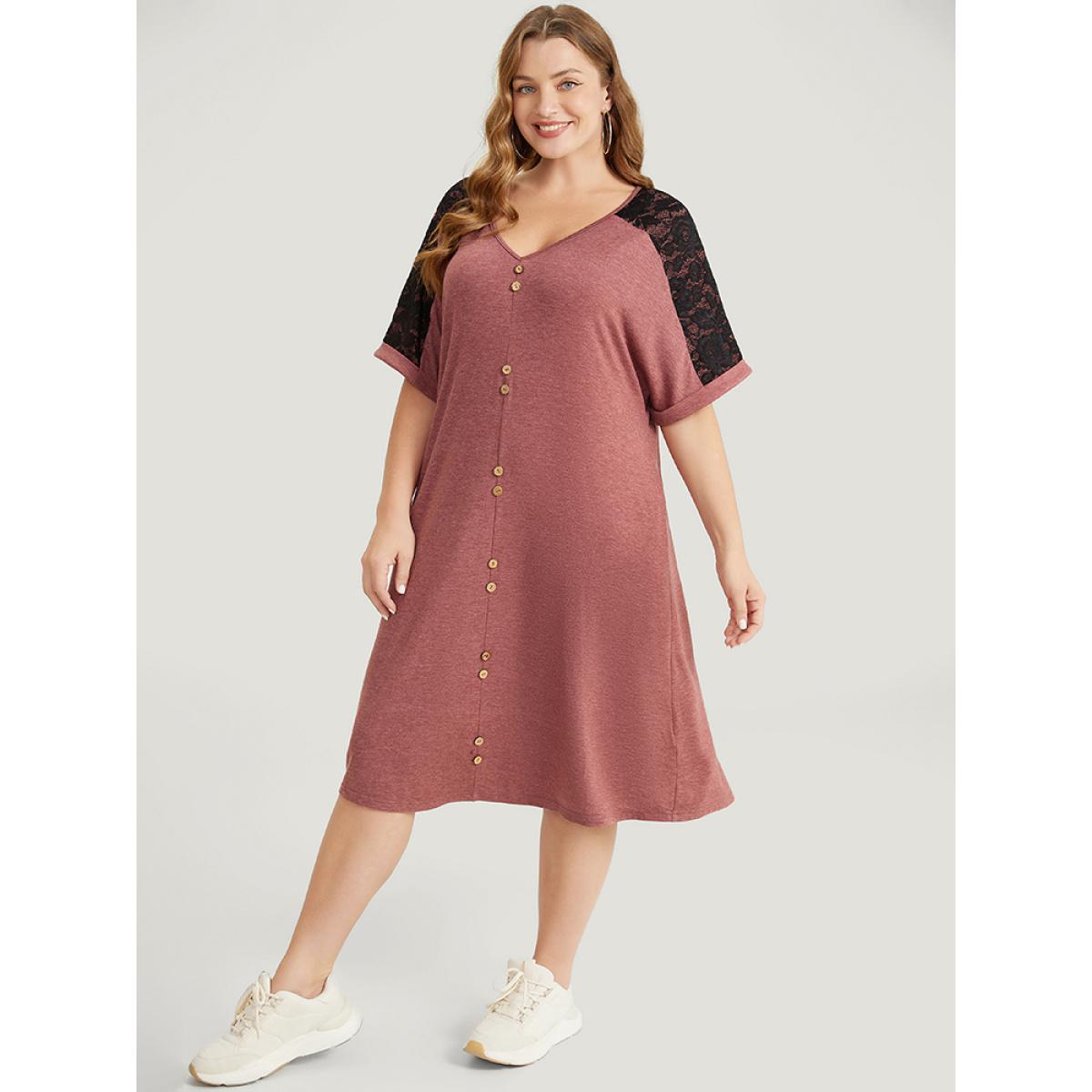 Plus Size Plain Lace Patchwork Button Detail Pocket Dress DustyPink Women Casual Patchwork V-neck Short sleeve Curvy Knee Dress BloomChic 26/4X Product Image