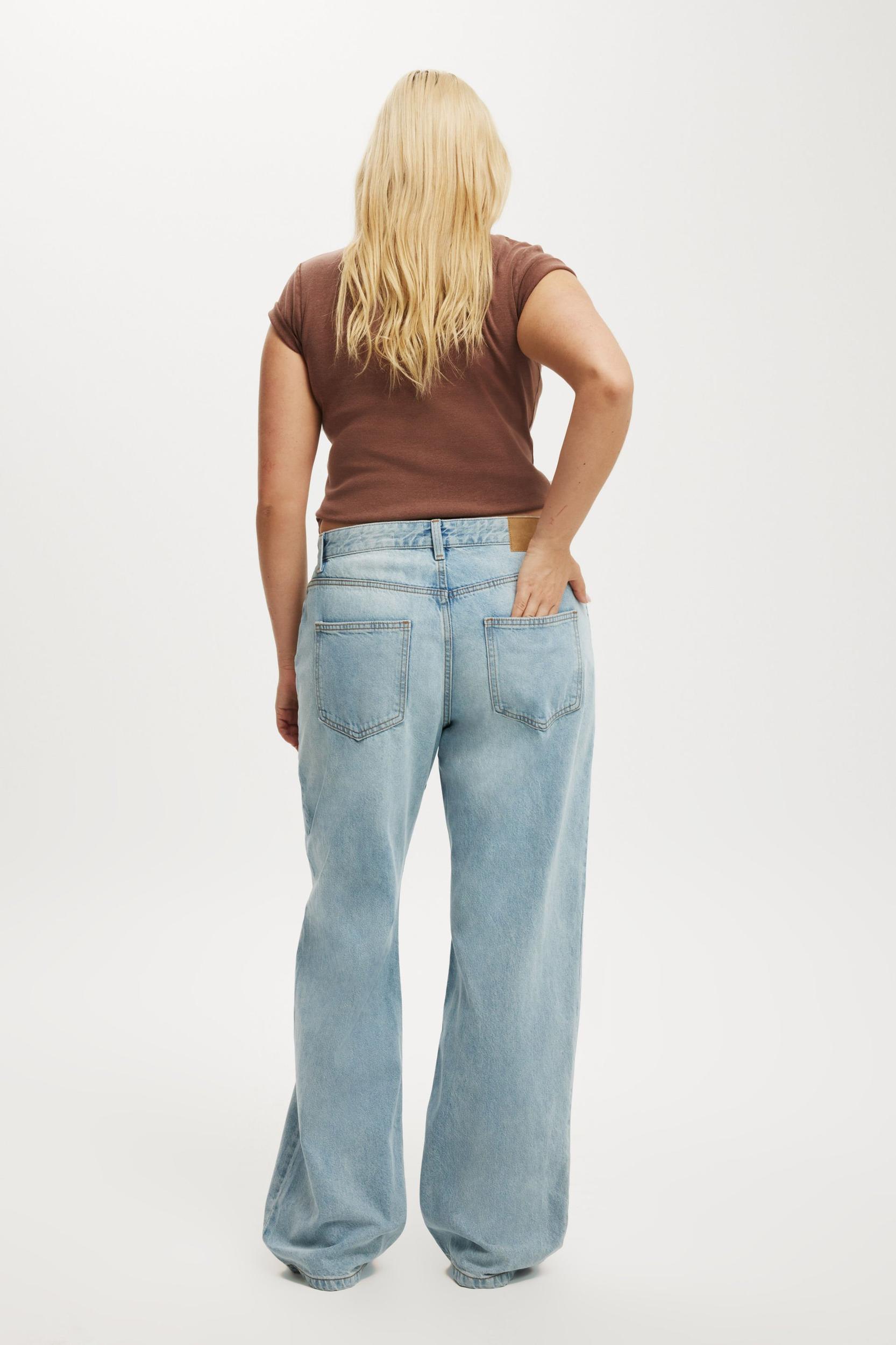 91 Straight Jean Product Image