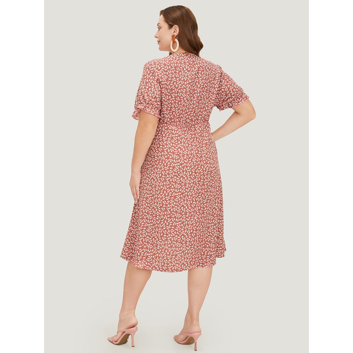 Plus Size Ditsy Floral Puff Sleeve Pocket Button Ruched Wrap Dress Russet Women Elegant Ruched V-neck Short sleeve Curvy Midi Dress BloomChic 18-20/2X Product Image