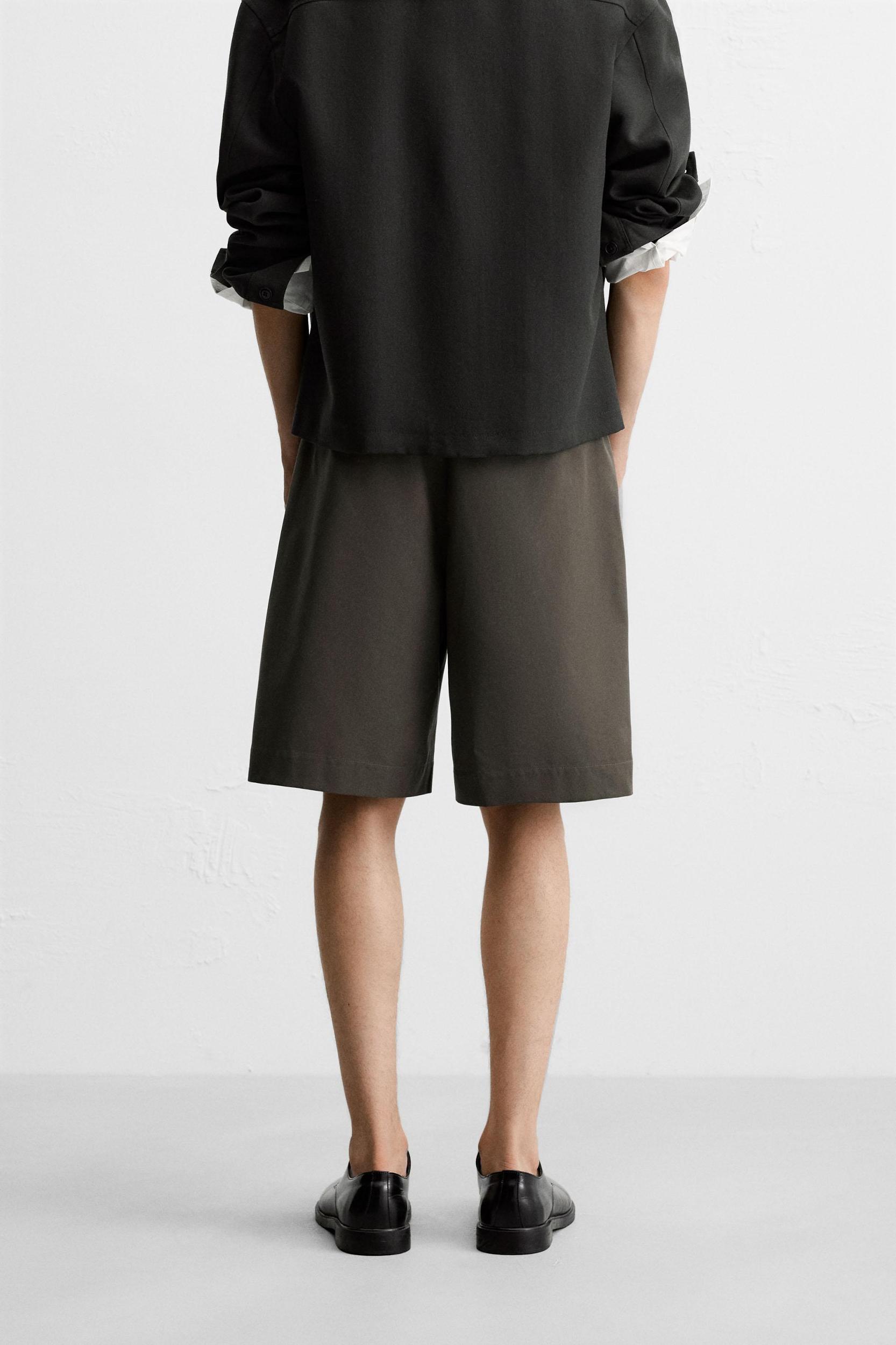 BELTED WIDE FIT BERMUDA SHORTS Product Image