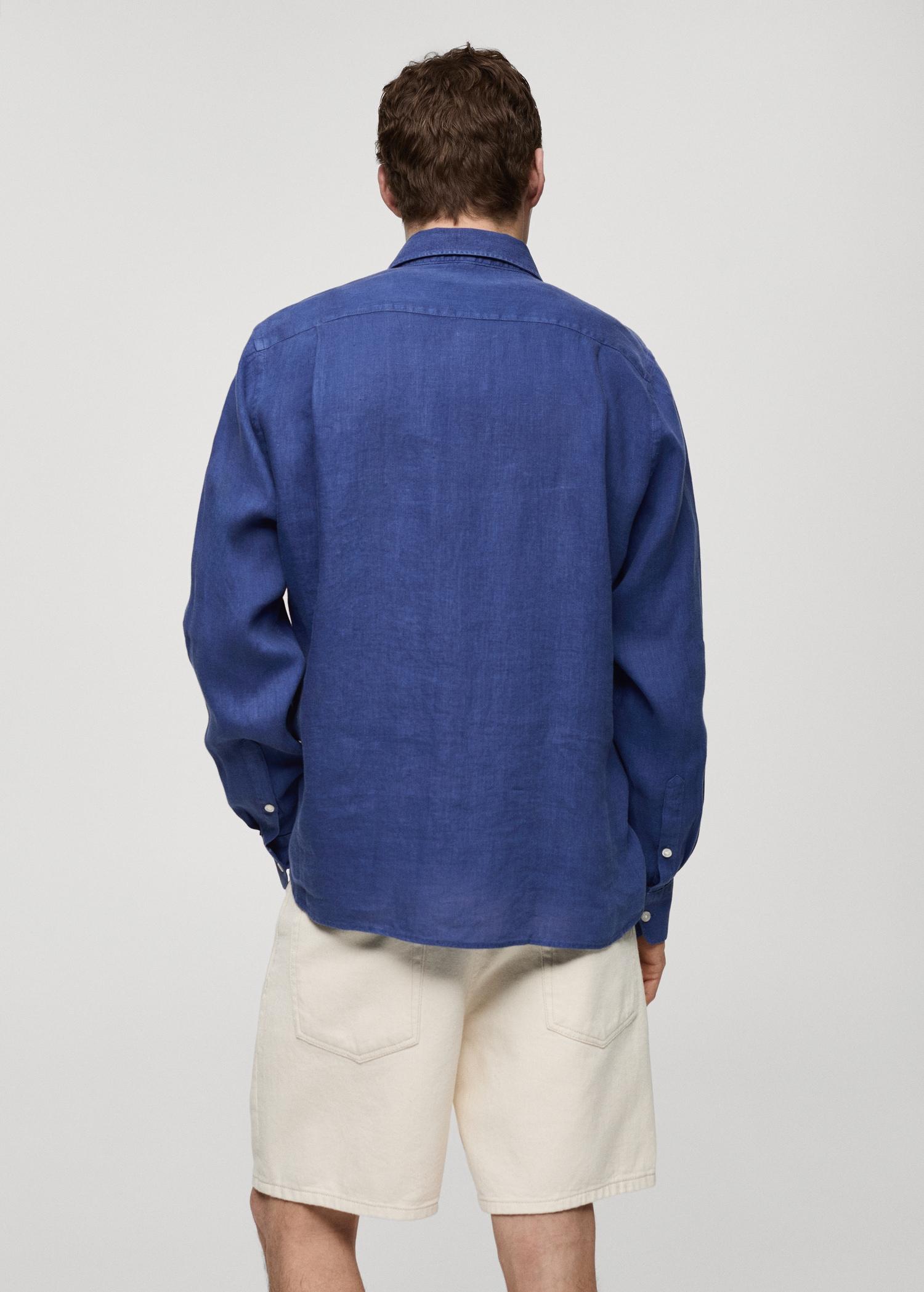 Classic fit 100% linen shirt - Men | MANGO USA Product Image