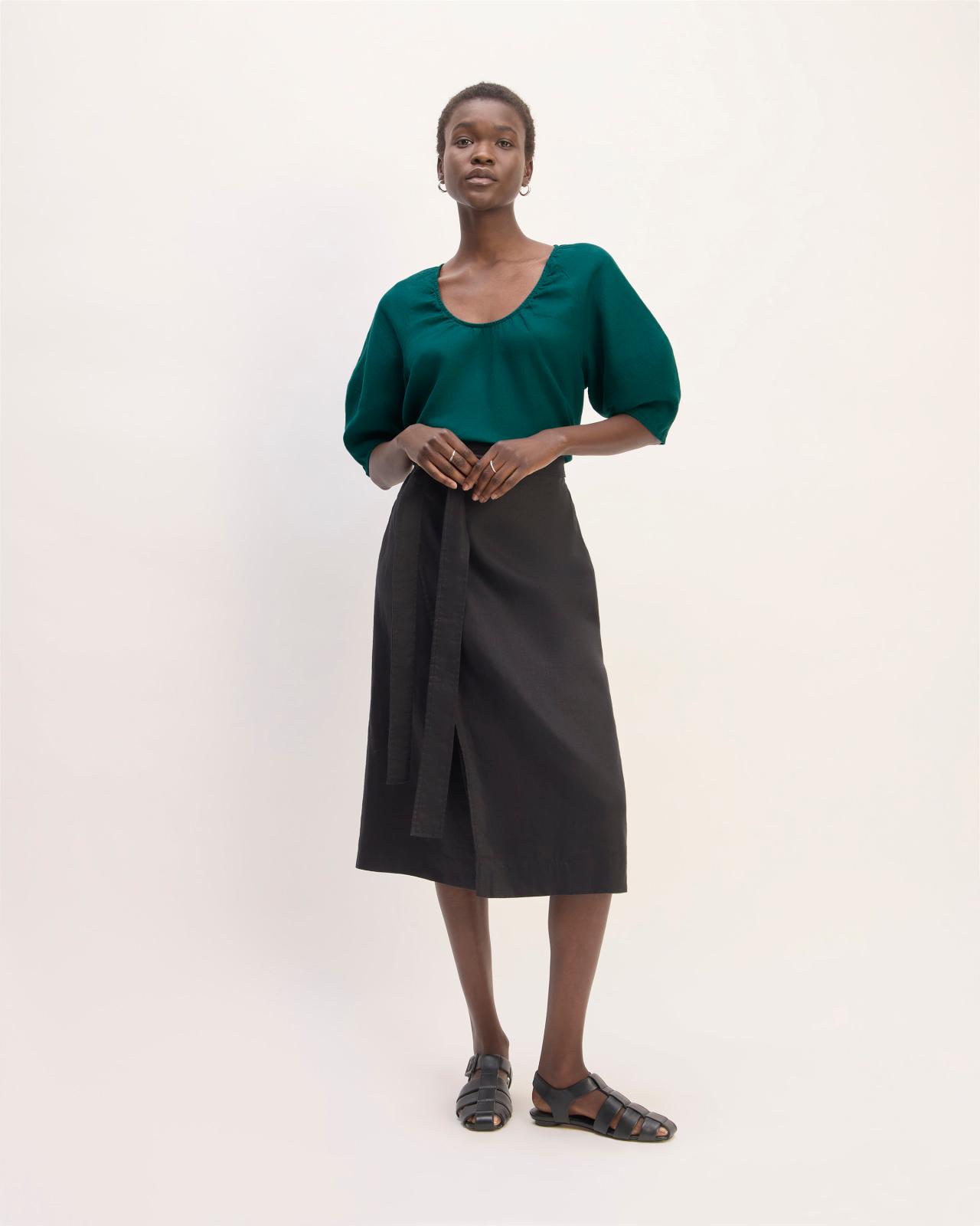 The Scoop Top in Linen Product Image