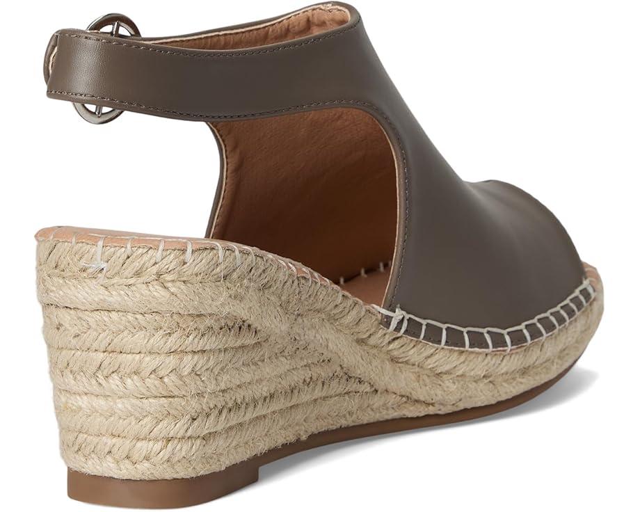 Women's Journee Collection Crew Product Image