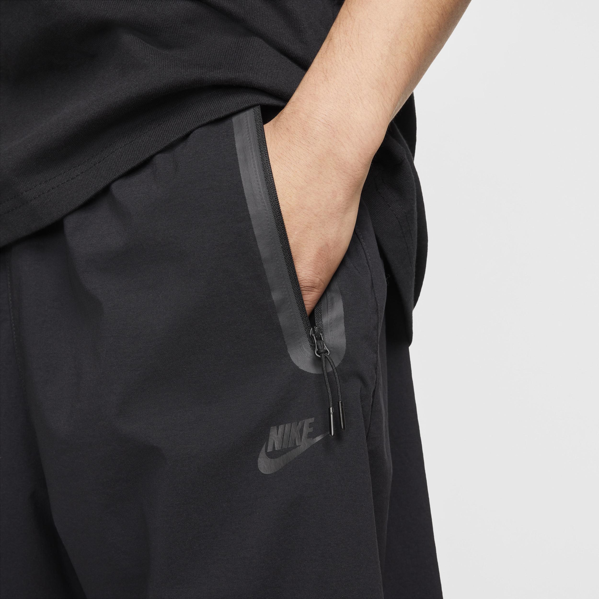 Nike Mens Tech Woven Oversized Pants | HM7158-010 Product Image