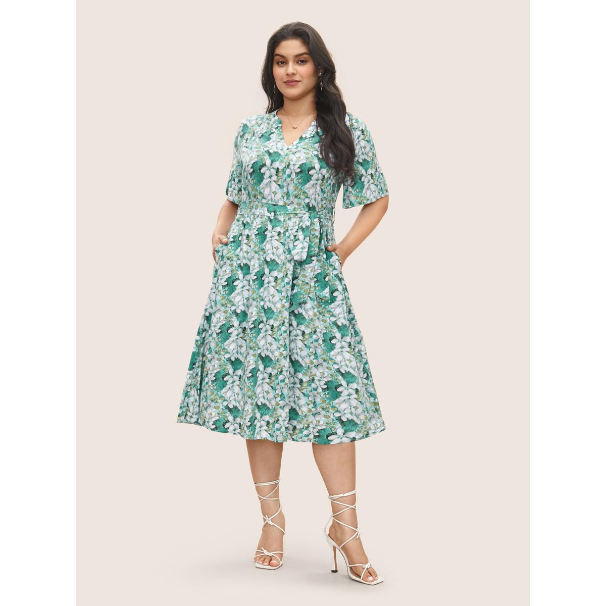 Plus Size Floral Print Notched Belted Midi Dress Turquoise Women Elegant Belted Flat collar with V-notch Short sleeve Curvy Midi Dress BloomChic 18-20/2X Product Image
