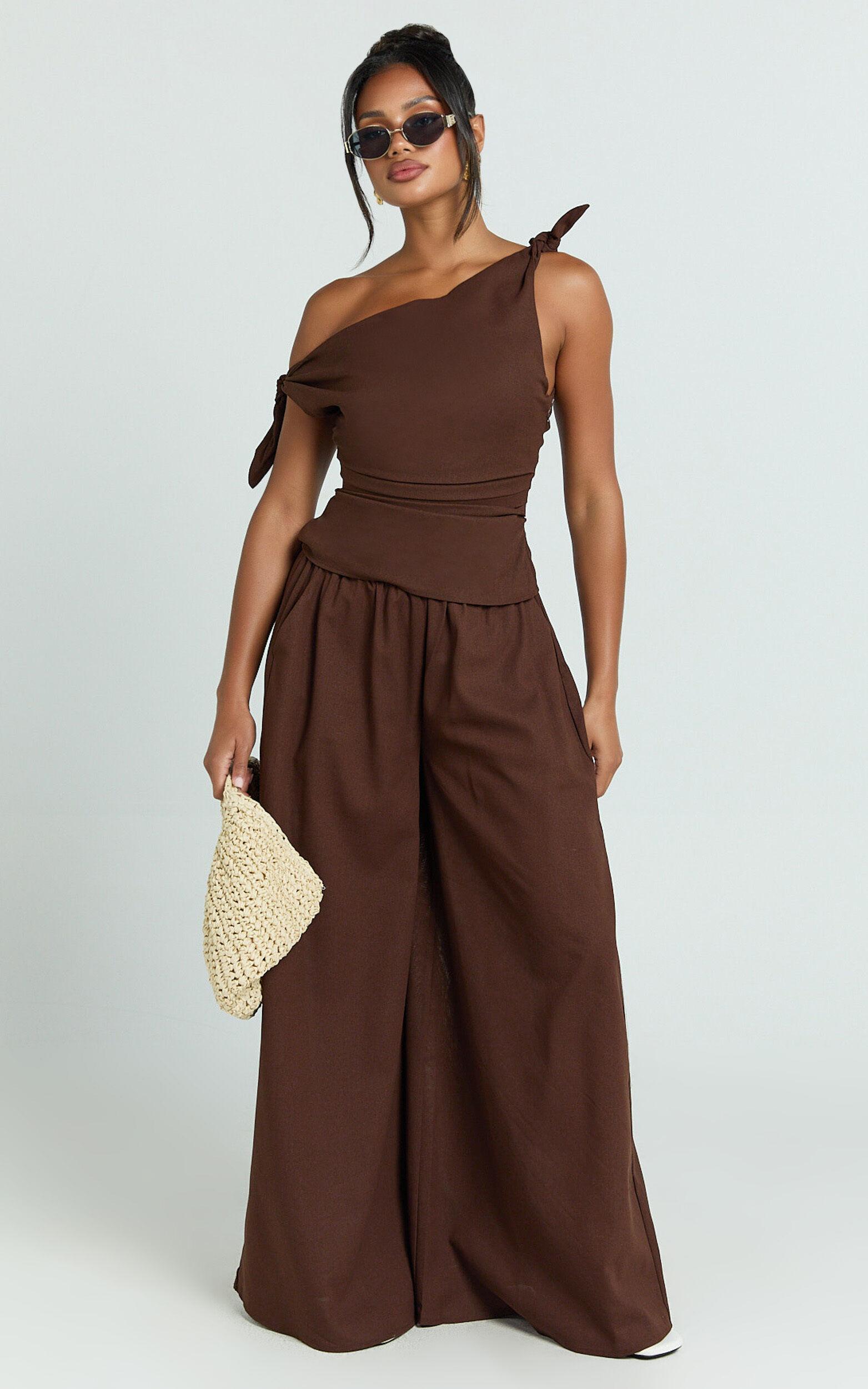 Ivy Top - Linen Off Shoulder Tie Top in Chocolate Product Image