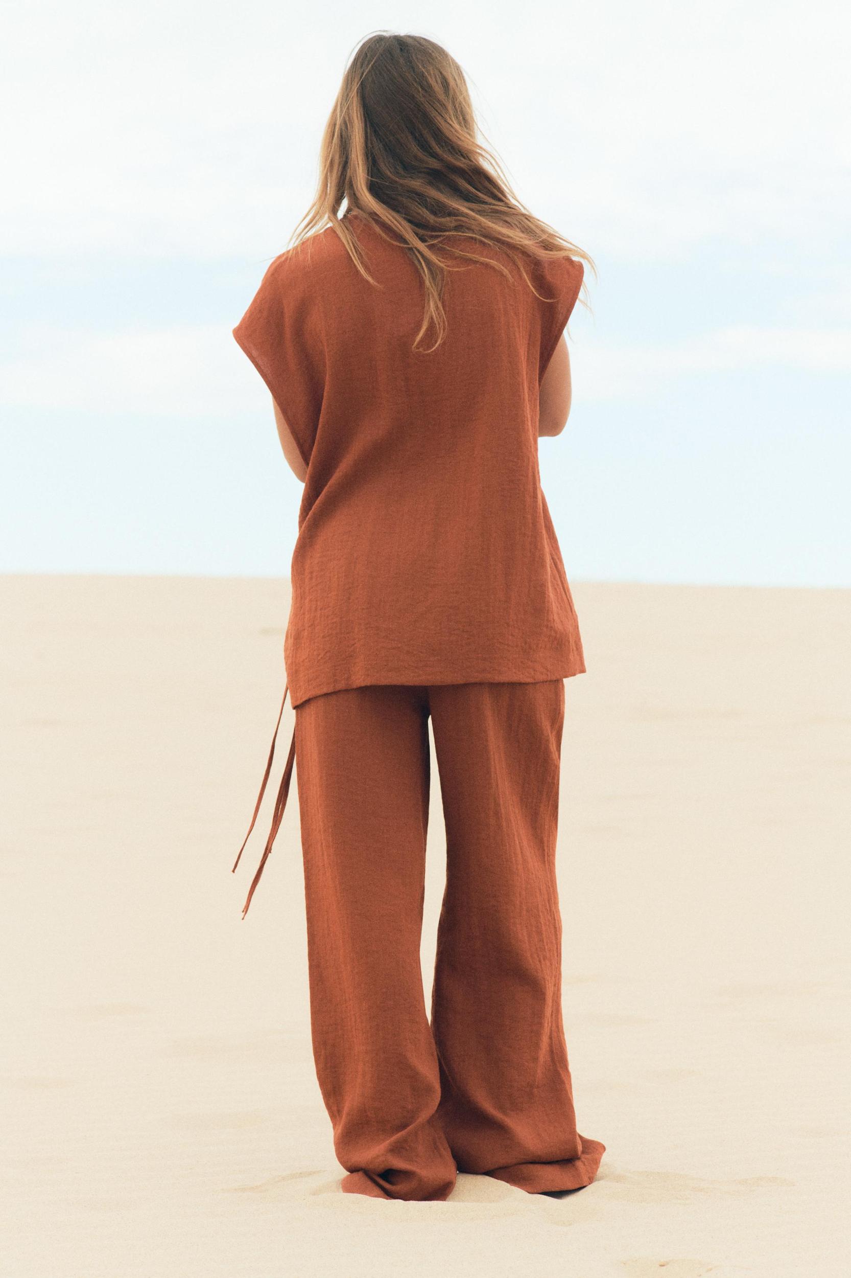 KIMONO VEST Product Image