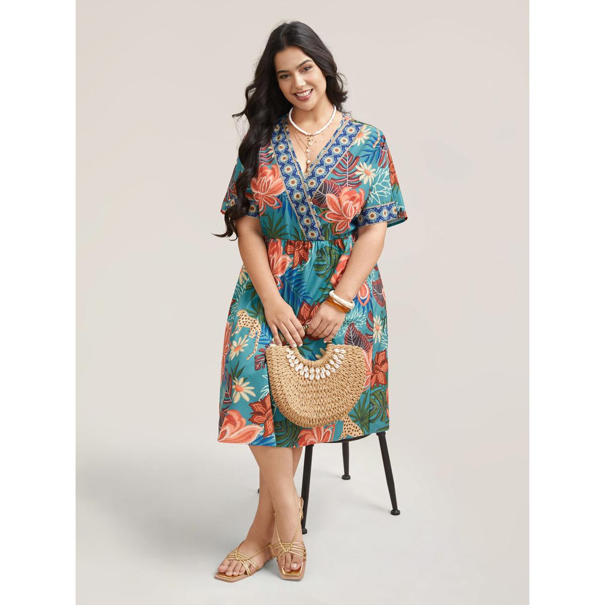 Plus Size Floral Print Surplice Neck Pockets Midi Dress Cerulean Women Resort Non Overlap Collar Short sleeve Curvy BloomChic 12/L Product Image
