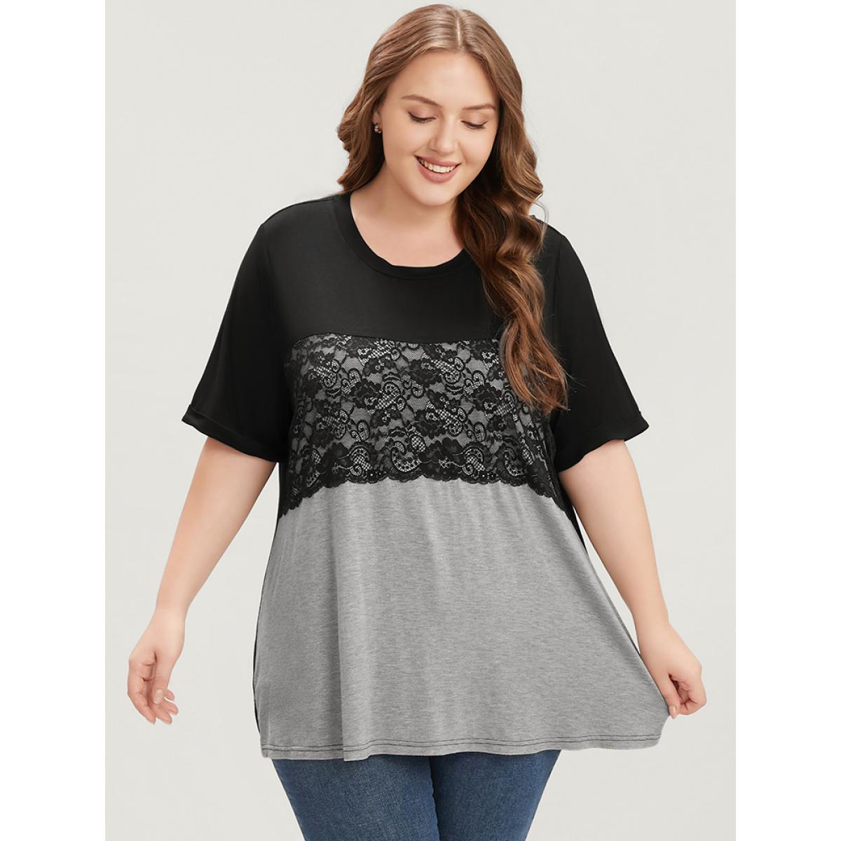 Plus Size Colorblock Contrast Round Neck Lace Insert T-shirt Black Women Elegant Contrast Colorblock Round Neck Dailywear T-shirts BloomChic 28/5X Product Image