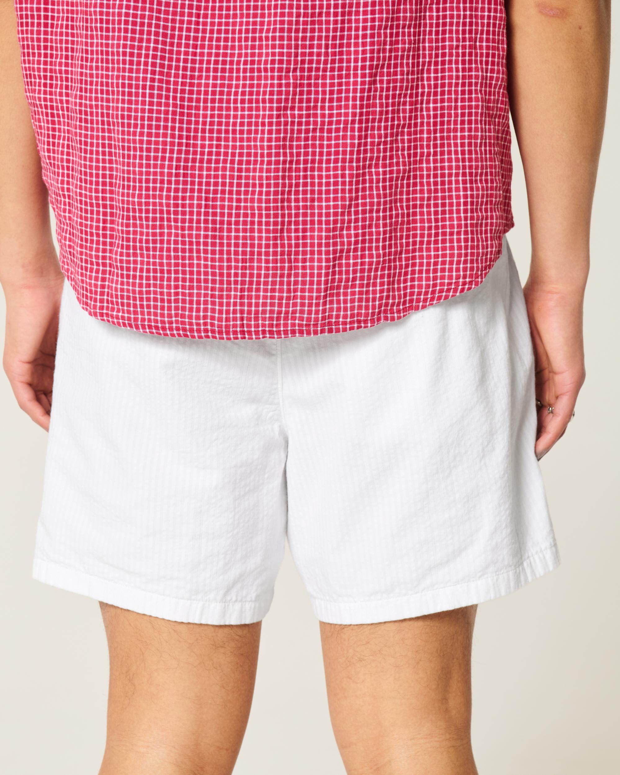 Mid-Thigh Twill Pull-On Shorts Product Image