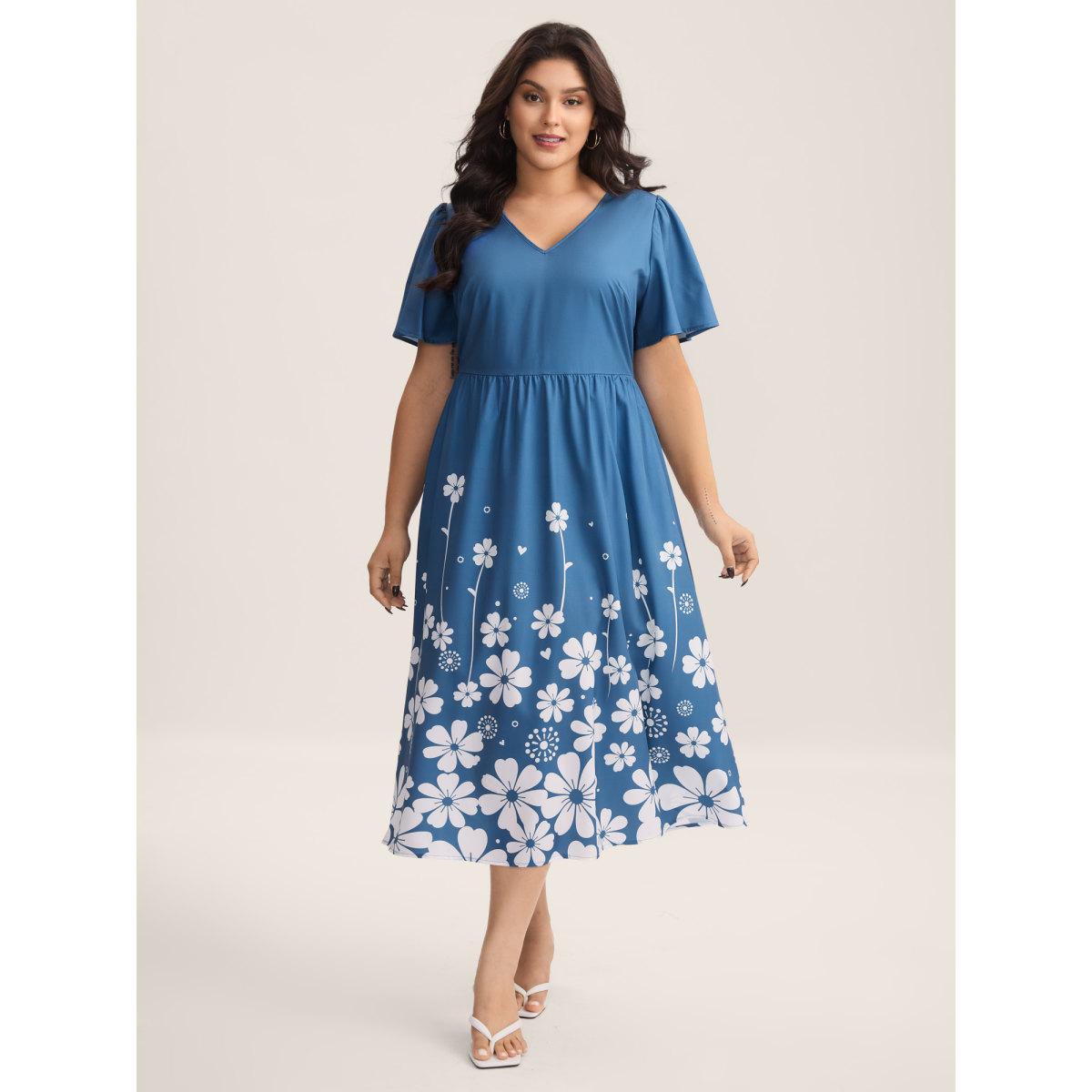 Plus Size V-Neck Floral Print Flared Sleeve Dress Mediumblue Women Elegant Gathered V-neck Short sleeve Curvy BloomChic 22-24/3X Product Image