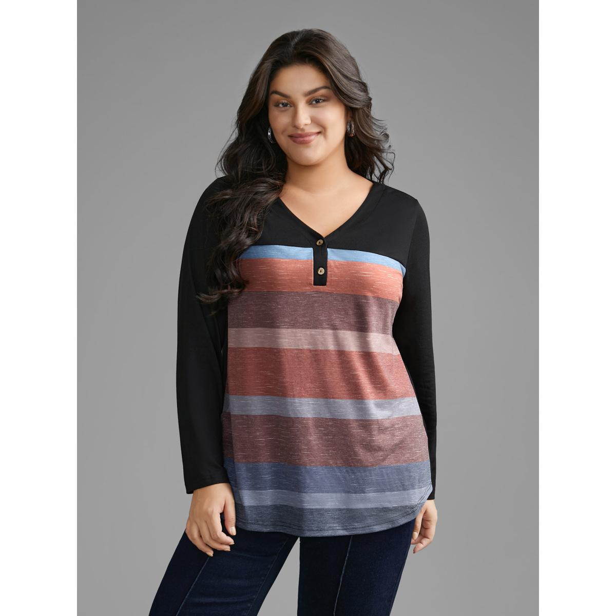 Plus Size V Neck Colorblock Contrast Button Up T-shirt Black Women Casual Contrast V-neck Everyday T-shirts BloomChic 26/4X Product Image