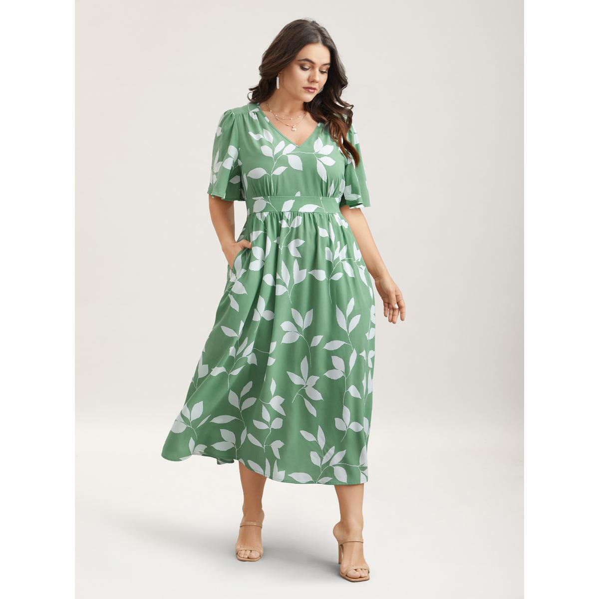 Plus Size Leaf Print Waist-Cinched Flared Maxi Dress Sage Women Timeless Gathered V-neck Half Sleeve Curvy BloomChic 26/4X Product Image