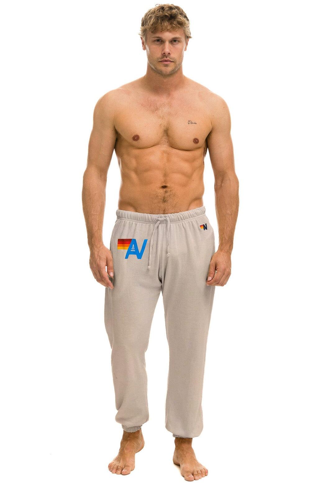 LOGO SWEATPANTS - SAND Male Product Image